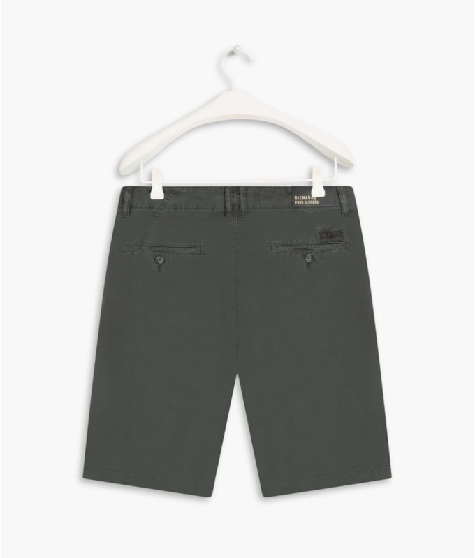 Bermuda Chino Con Grafite