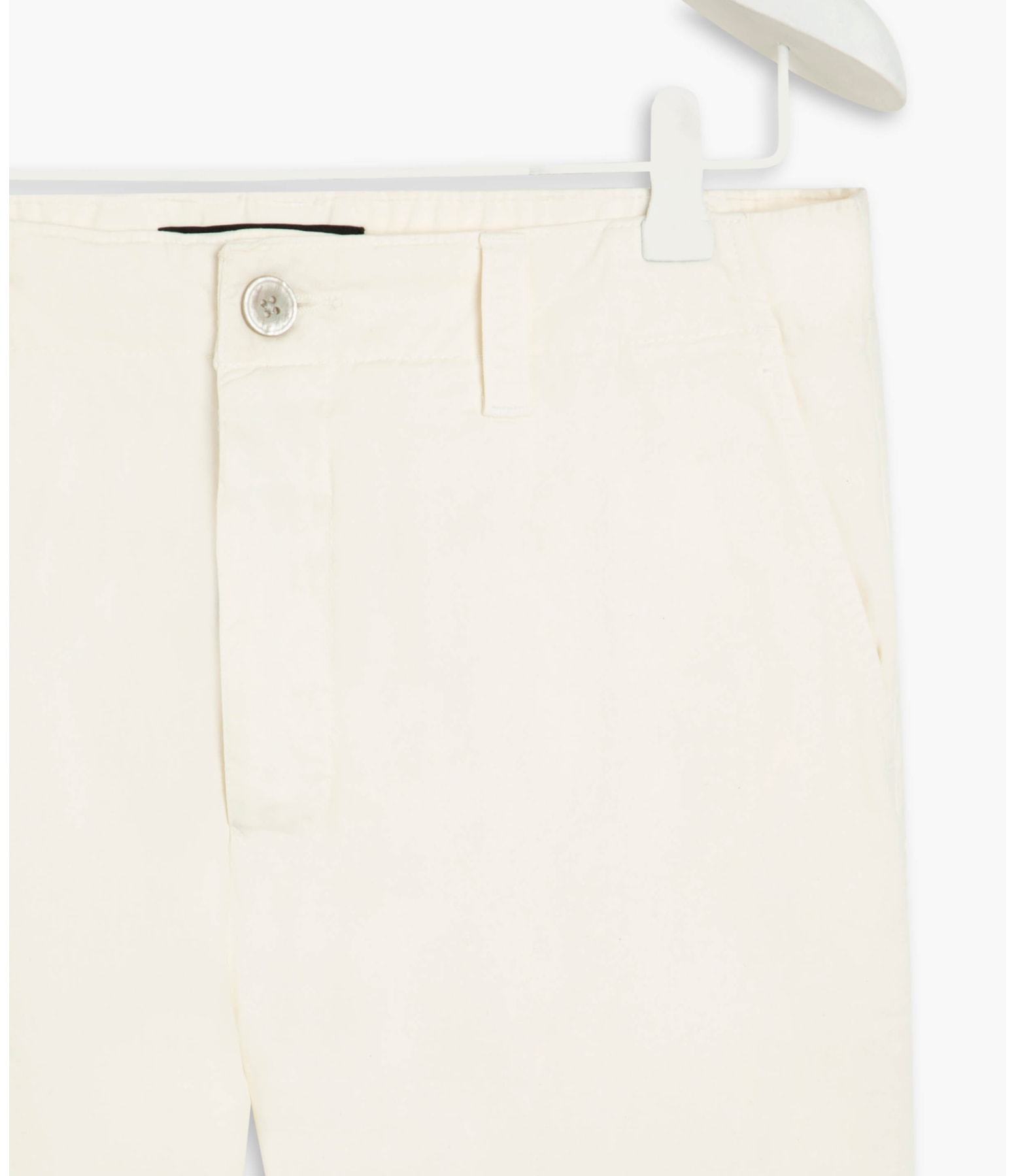 Bermuda Chino Con Off White