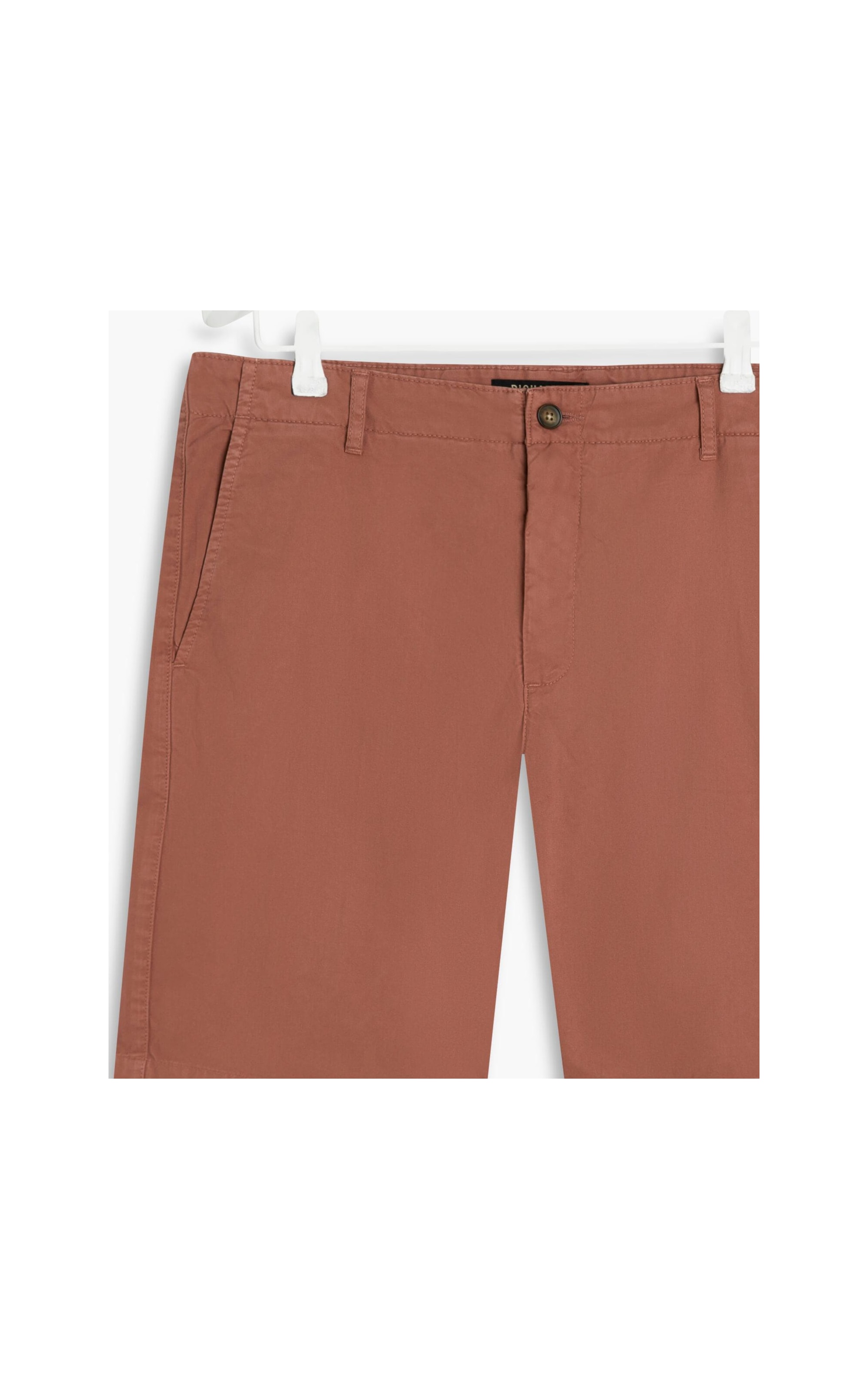 Bermuda Chino Con Rosê