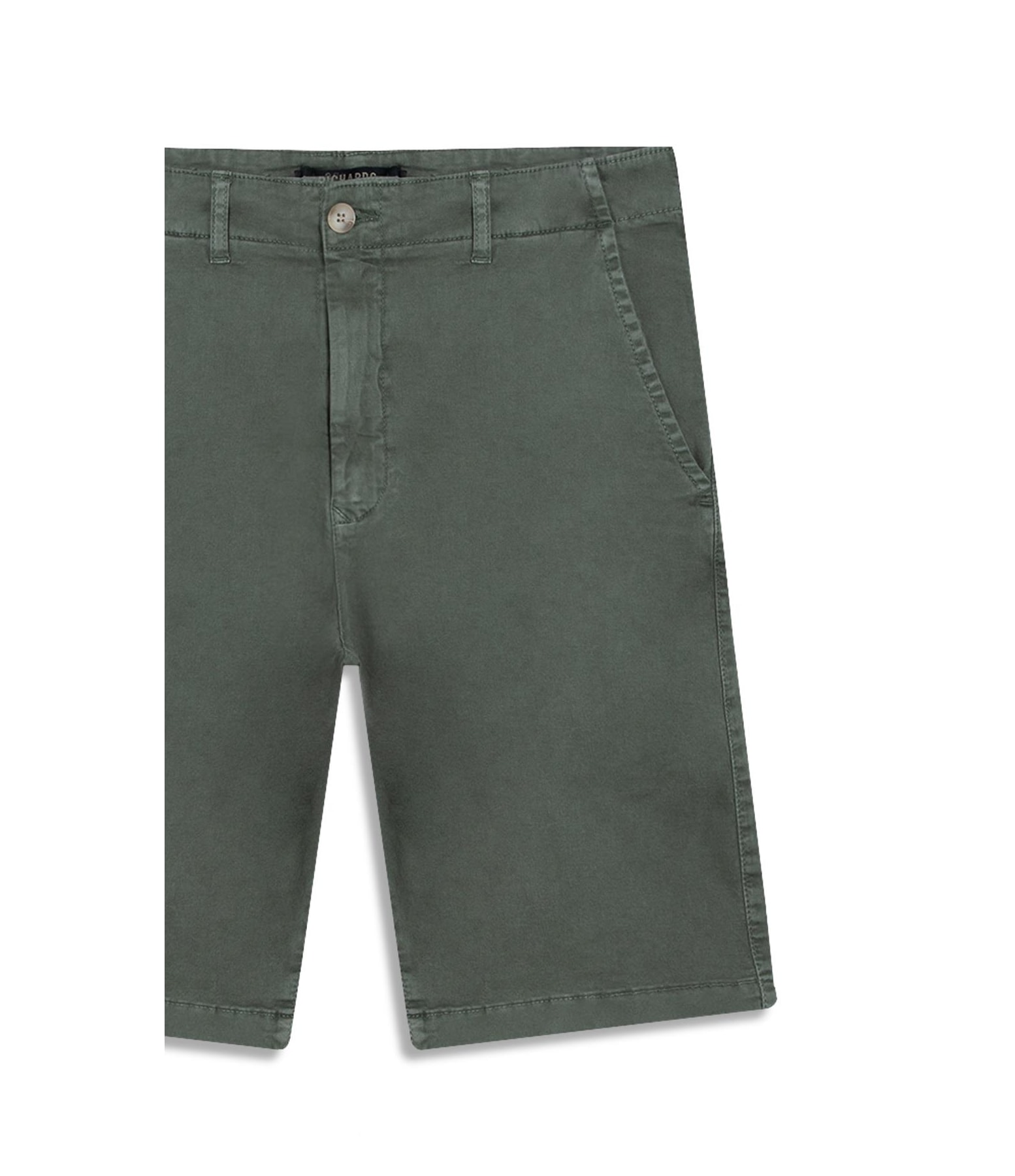 Bermuda Chino Con Verde Army i