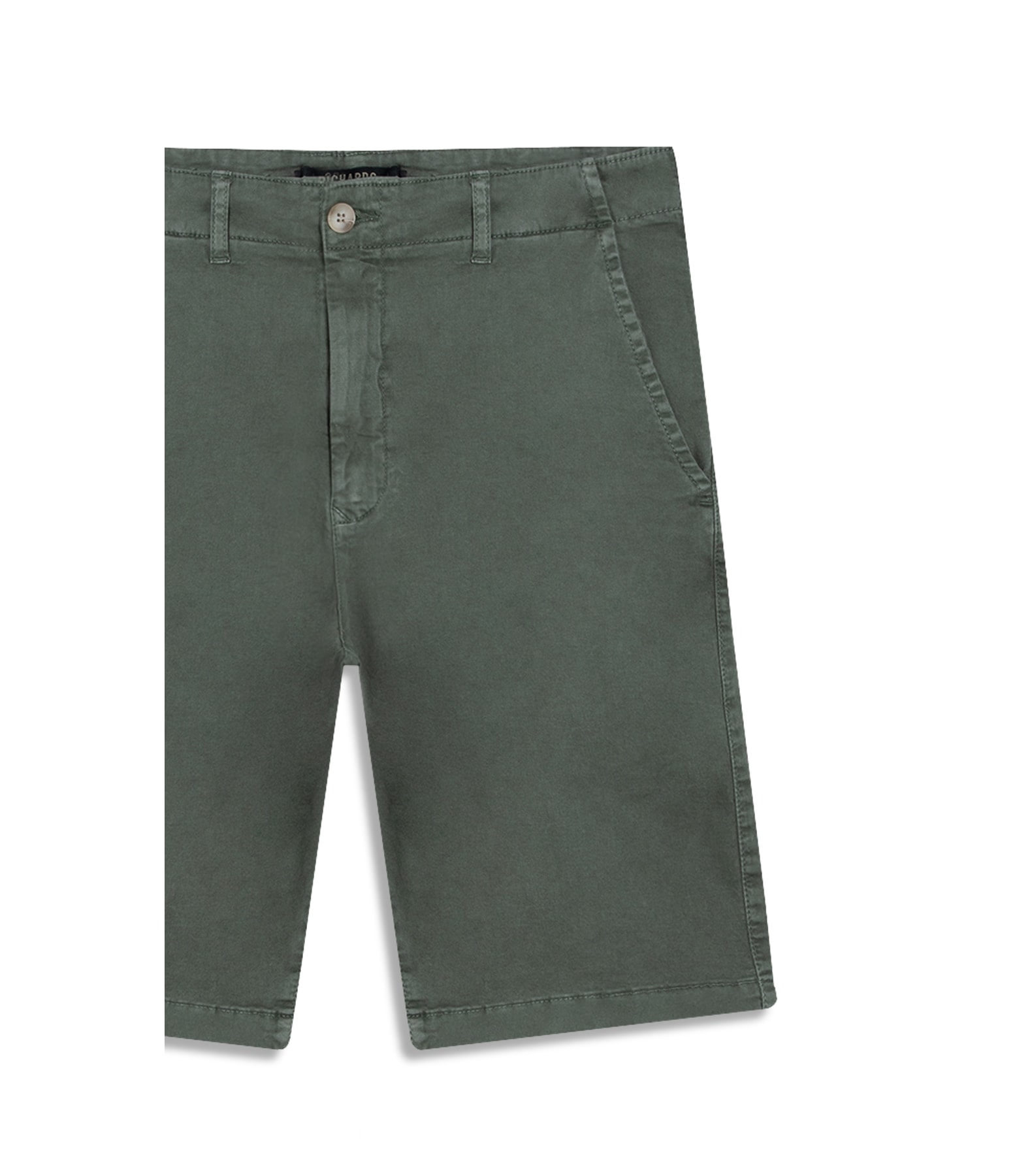 Bermuda Chino Con Verde Army i