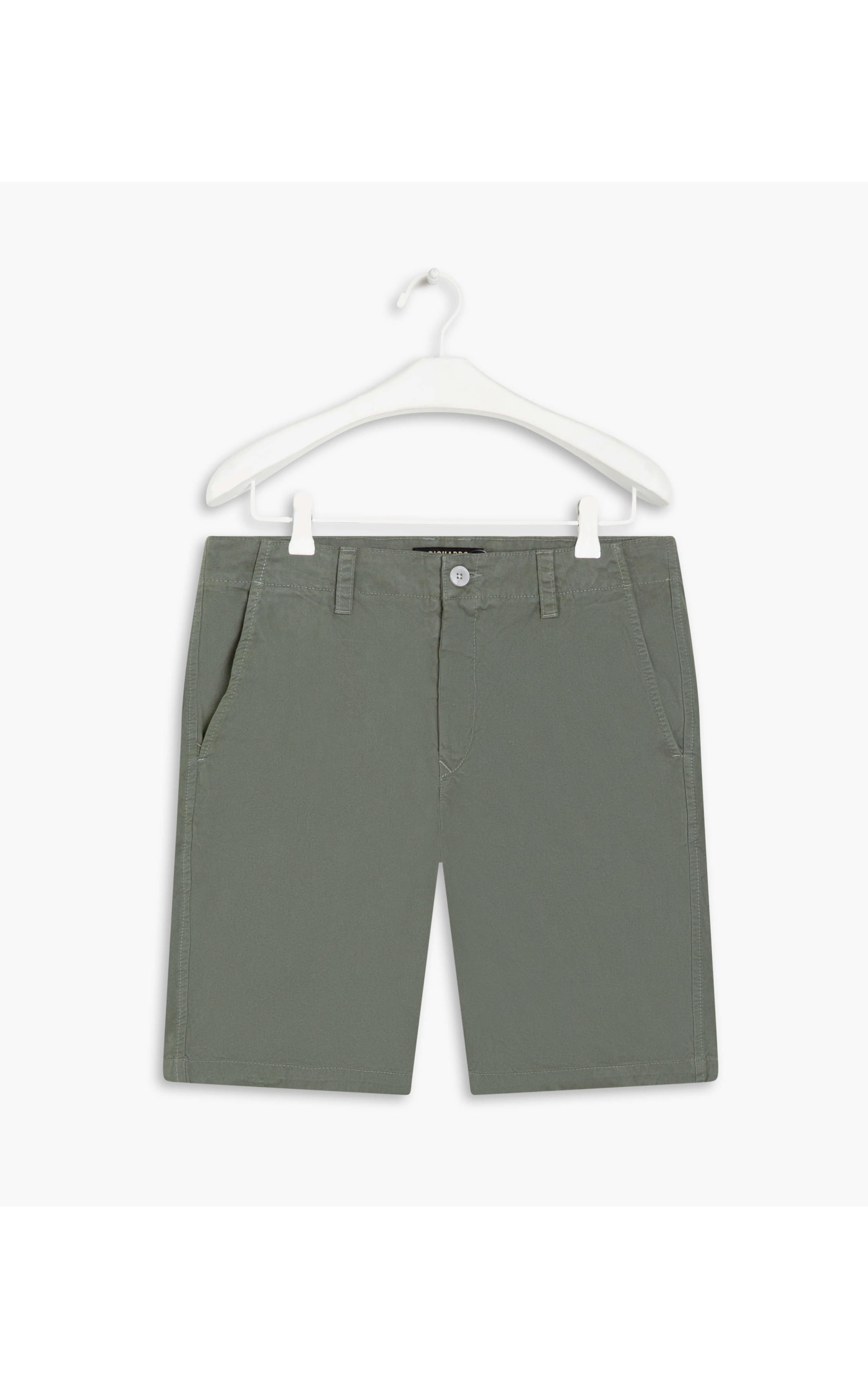 Bermuda Chino Con Verde Escuro
