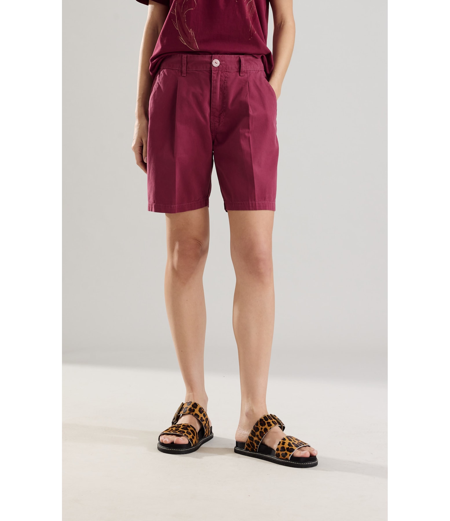 Bermuda Chino Montaigne Magenta