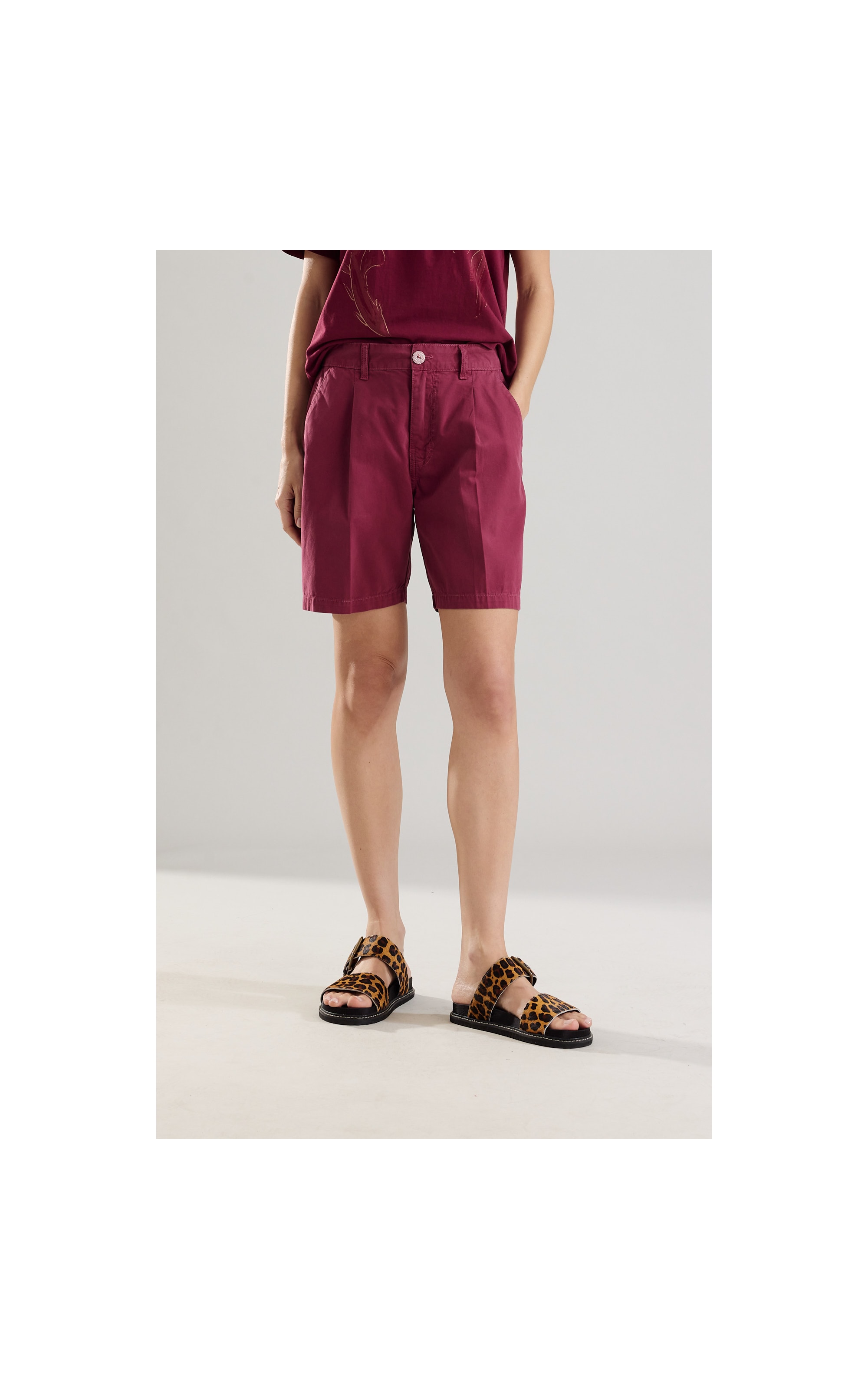 Bermuda Chino Montaigne Magenta