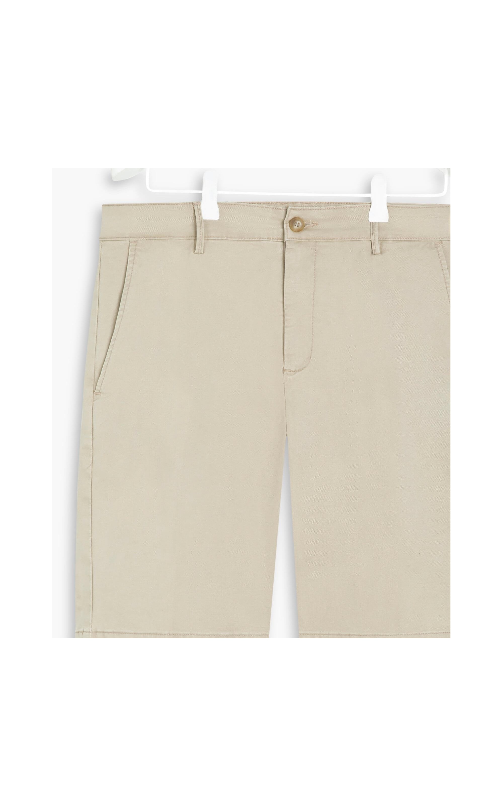 Bermuda Chino Premium Con Caqui