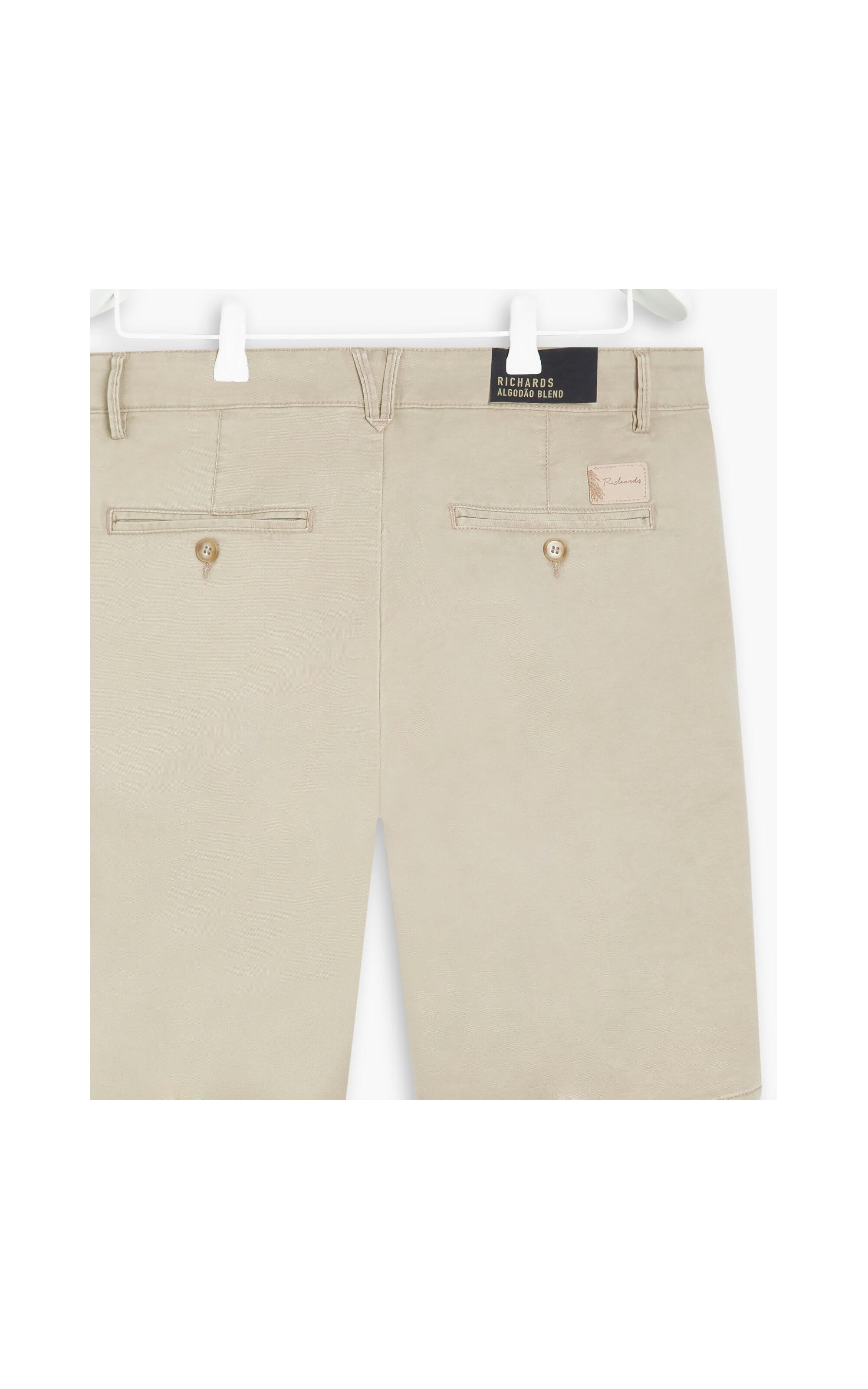 Bermuda Chino Premium Con Caqui