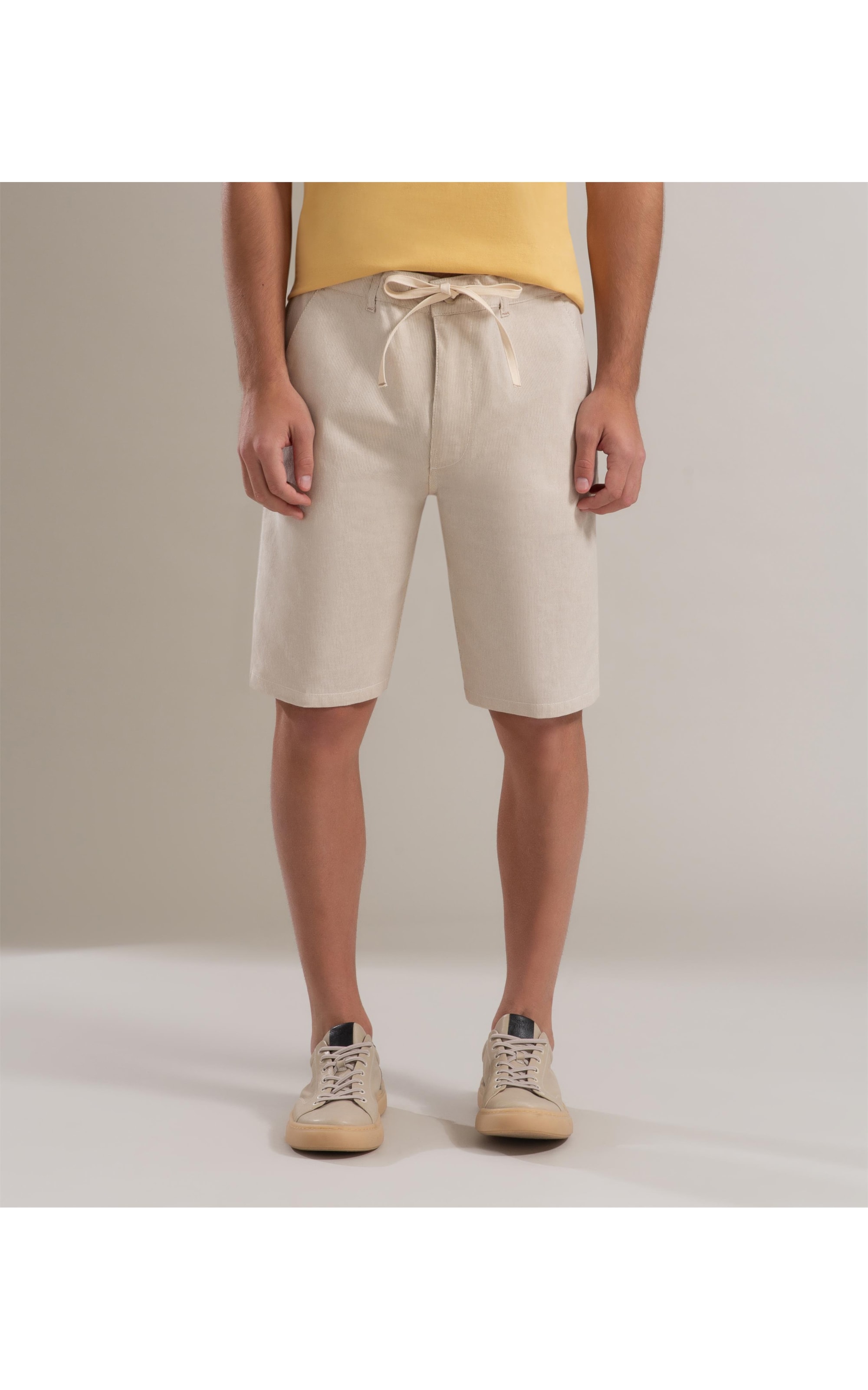 Bermuda Chino Preppy Ft Listrada Off White  C/ Caramelo