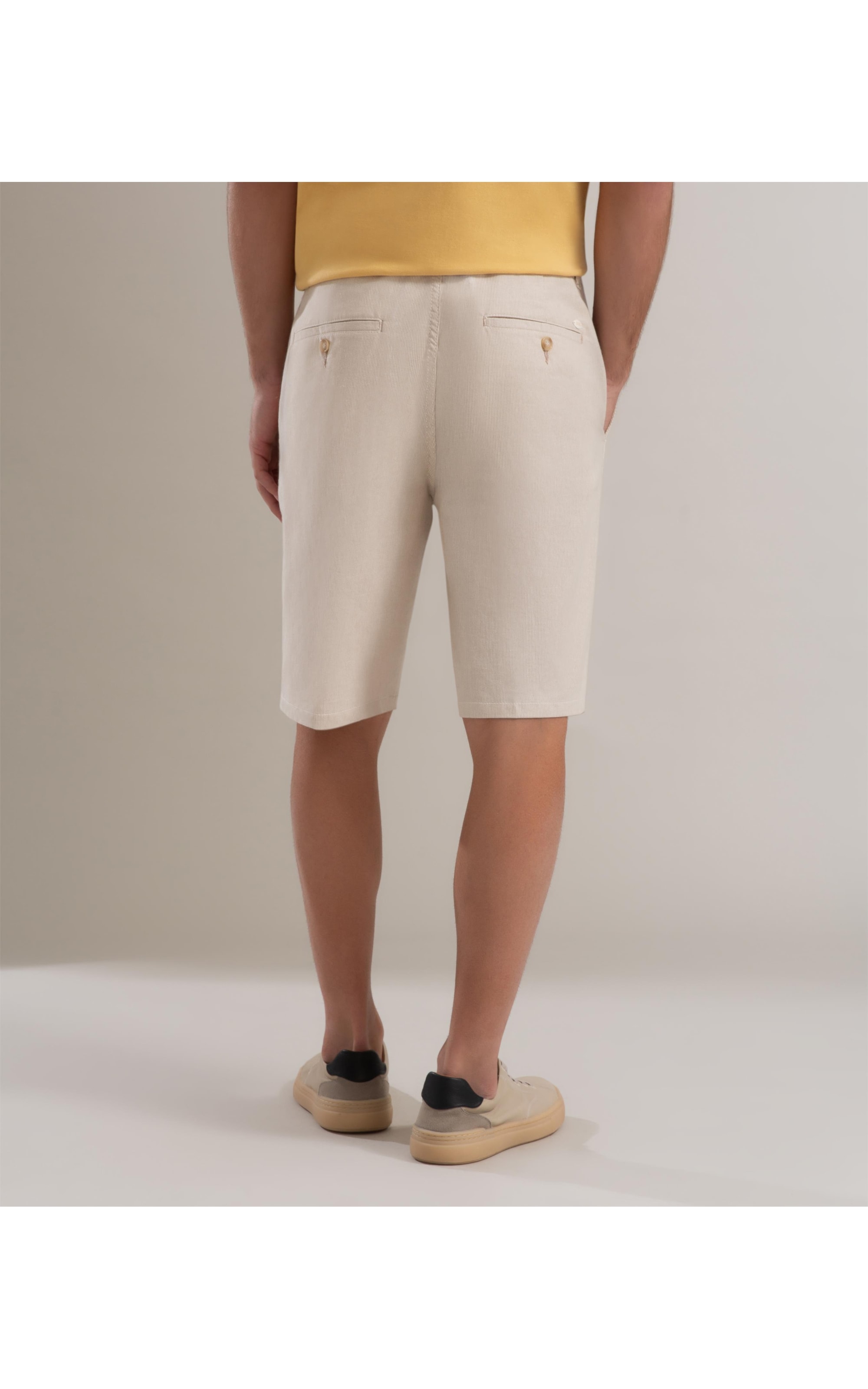 Bermuda Chino Preppy Ft Listrada Off White  C/ Caramelo