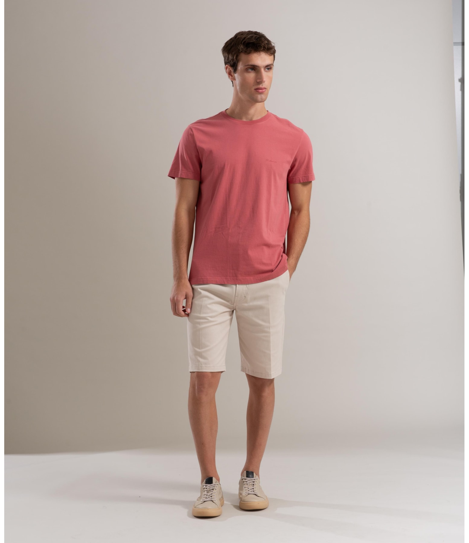 Bermuda Chino Vmp Piece Dye Hibrida Sandy