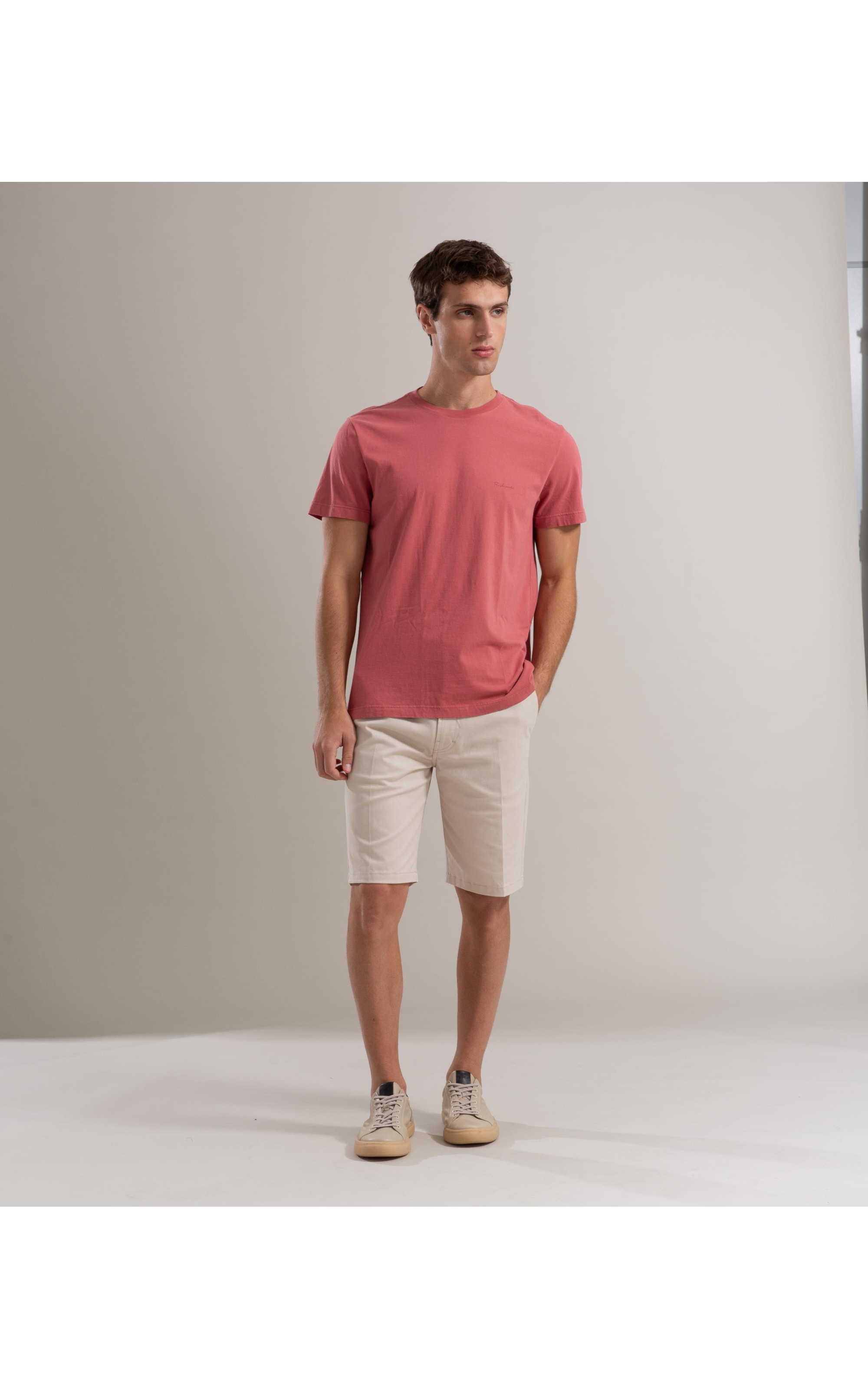 Bermuda Chino Vmp Piece Dye Hibrida Sandy