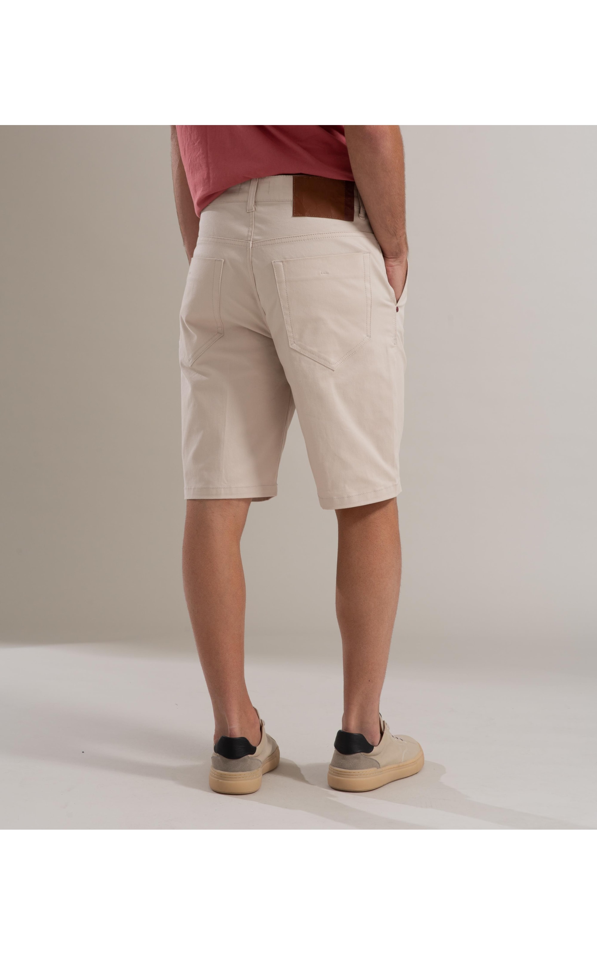 Bermuda Chino Vmp Piece Dye Hibrida Sandy