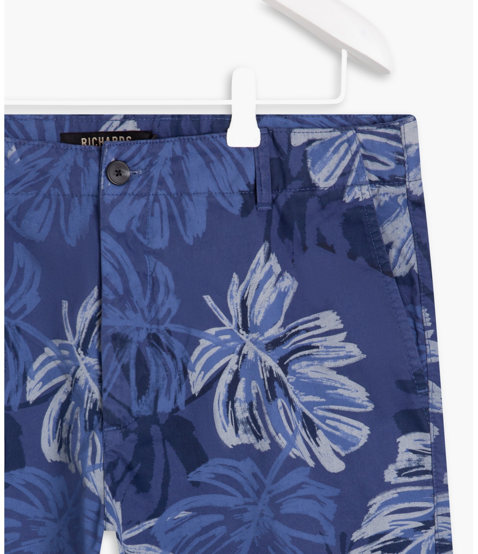 Bermuda Estampa Folhas Brush Hortencia