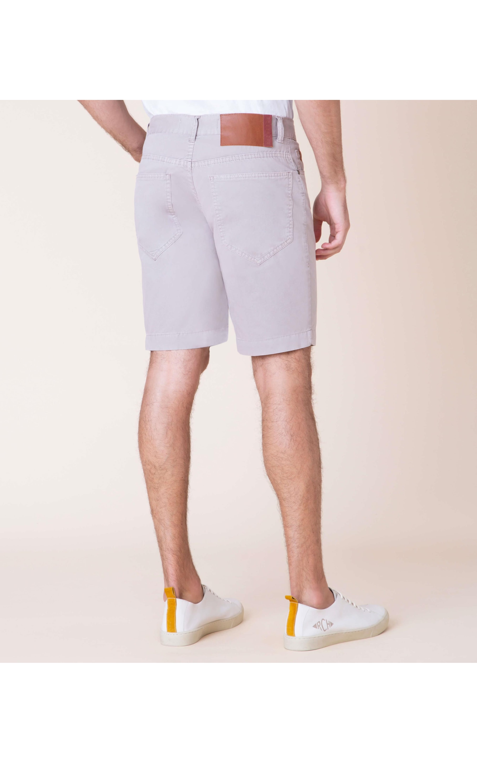 Bermuda Five Pockets Cinza Medio