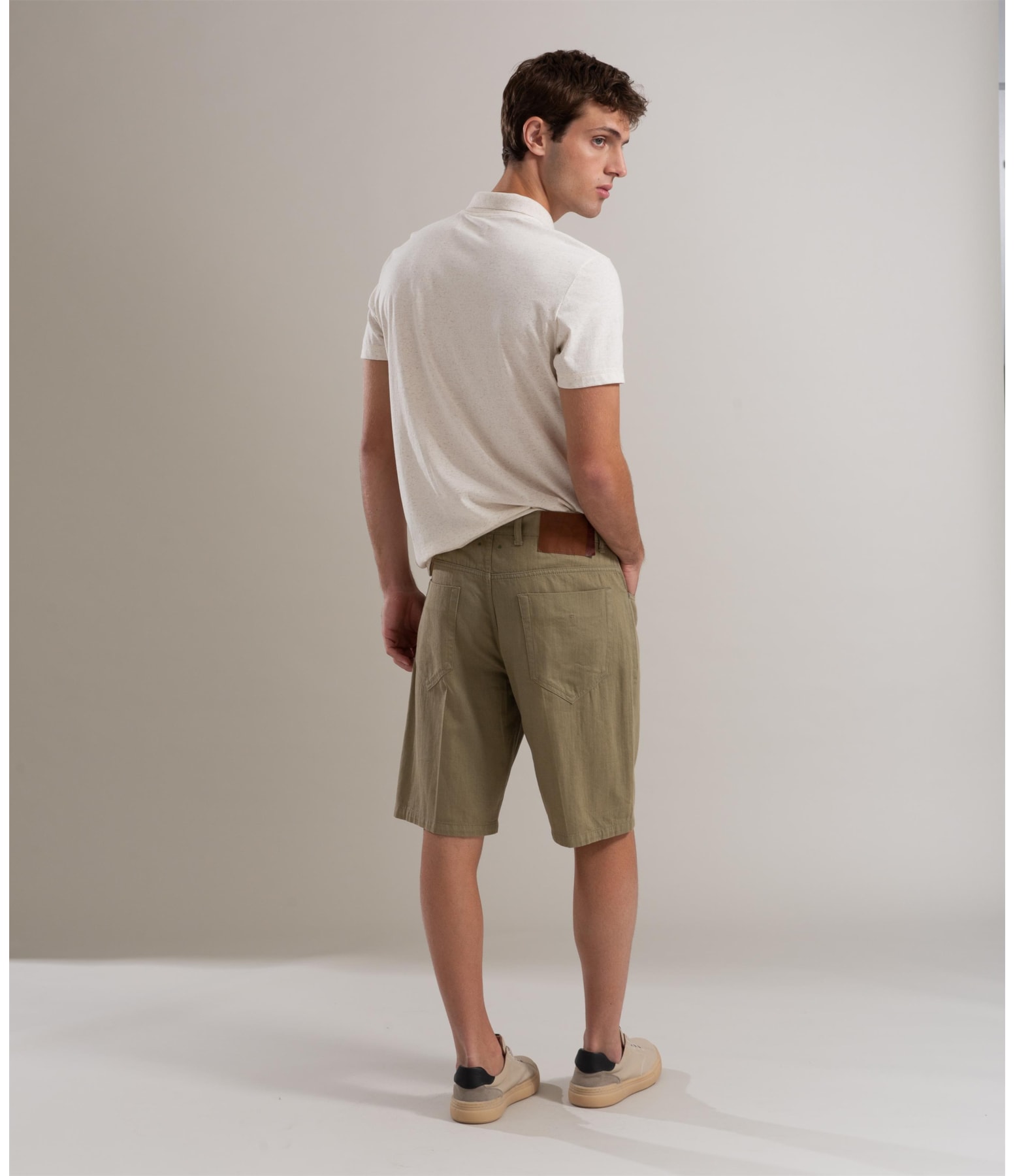 Bermuda Linho  Five Pockets Estonia Verde Militar