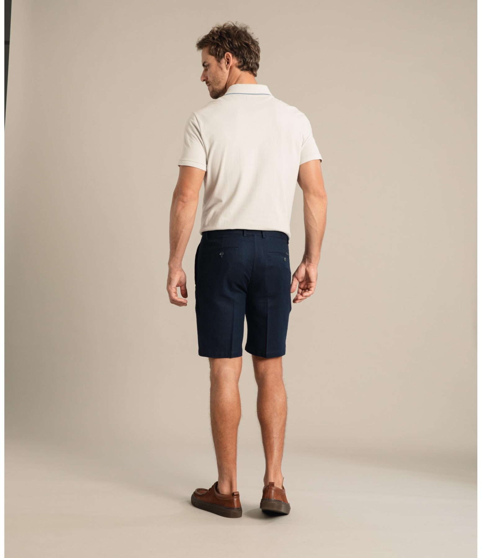 Bermuda  Puro Linho Chino Linsar  Azul Bic