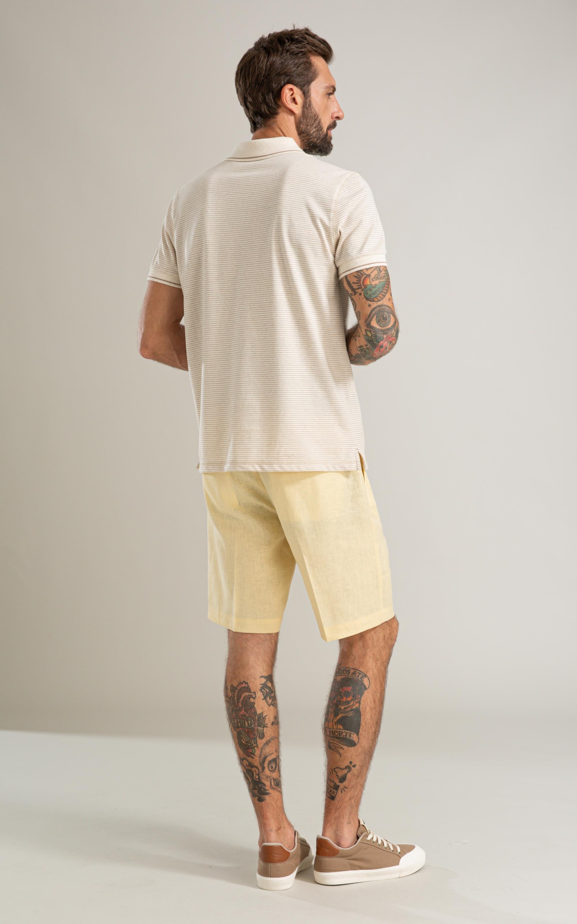 Bermuda  Puro Linho Long  Liso Amarelo Claro