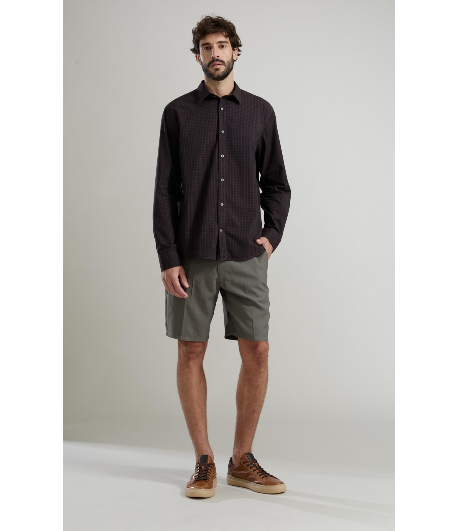 Bermuda Texture Washed Arena Verde Oliva