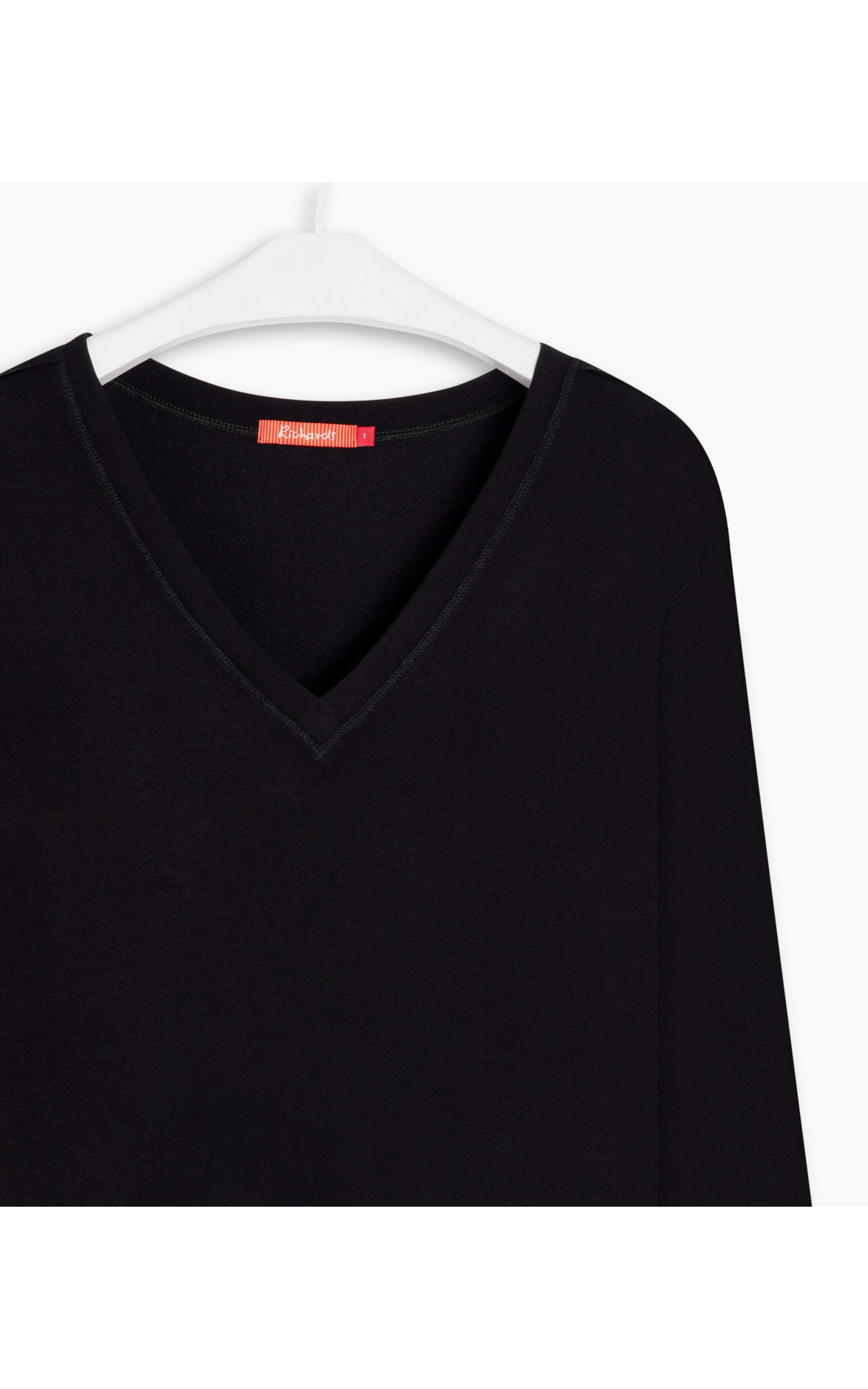 Blusa Ali Decote v Preto