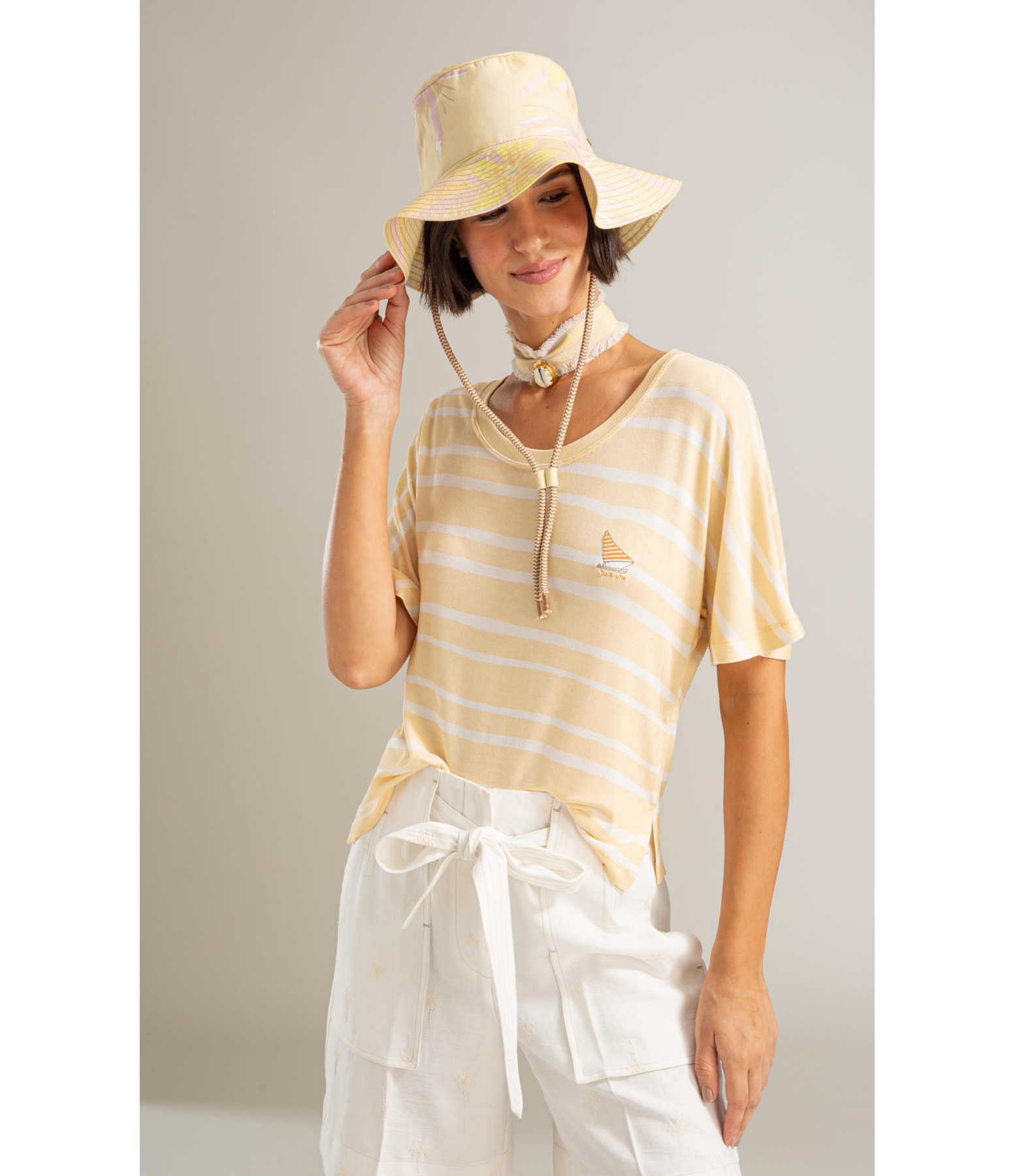 Blusa Hera Estampa Bluejay Amarelo