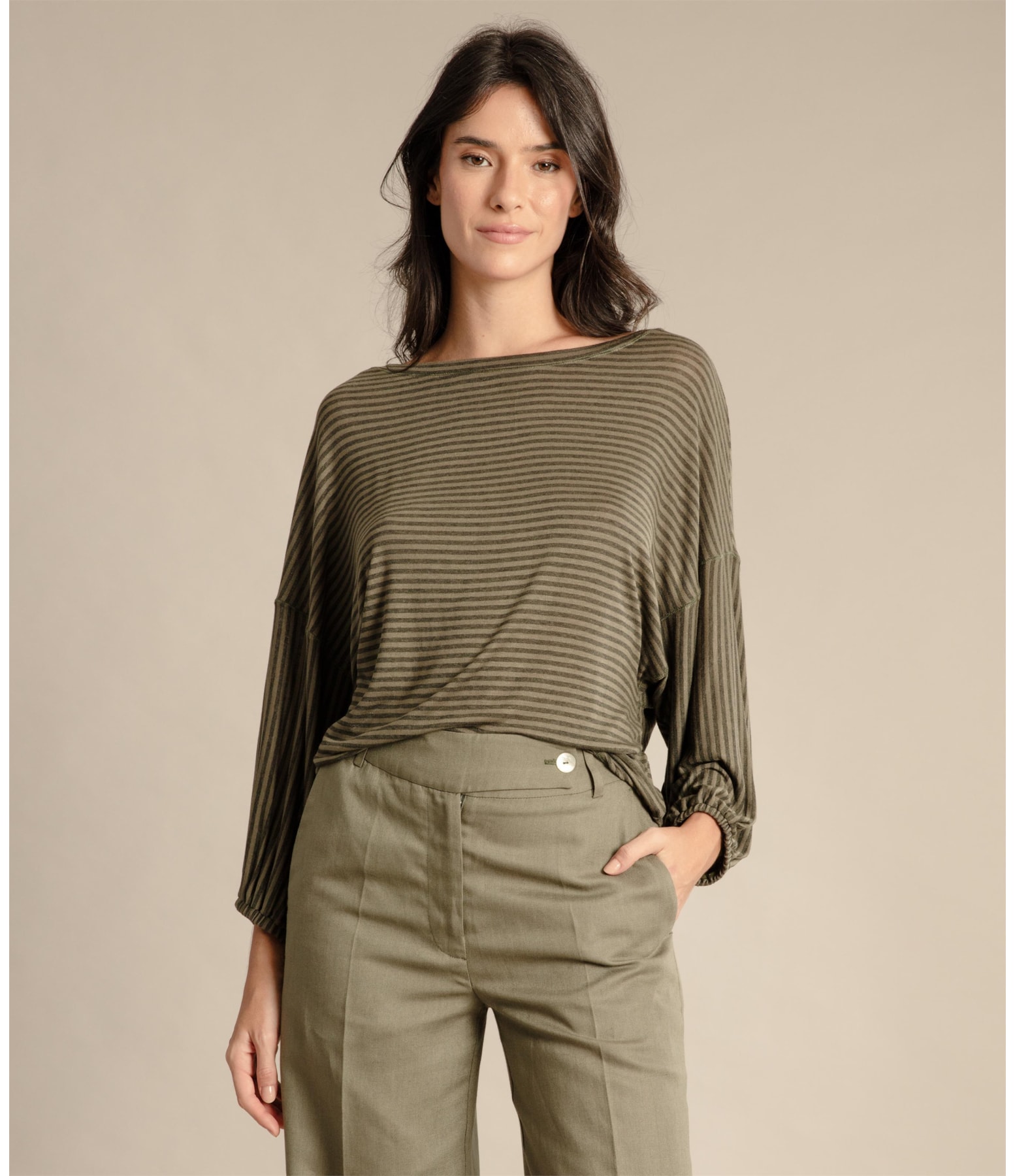 Blusa Kanna Listrada Verde Militar