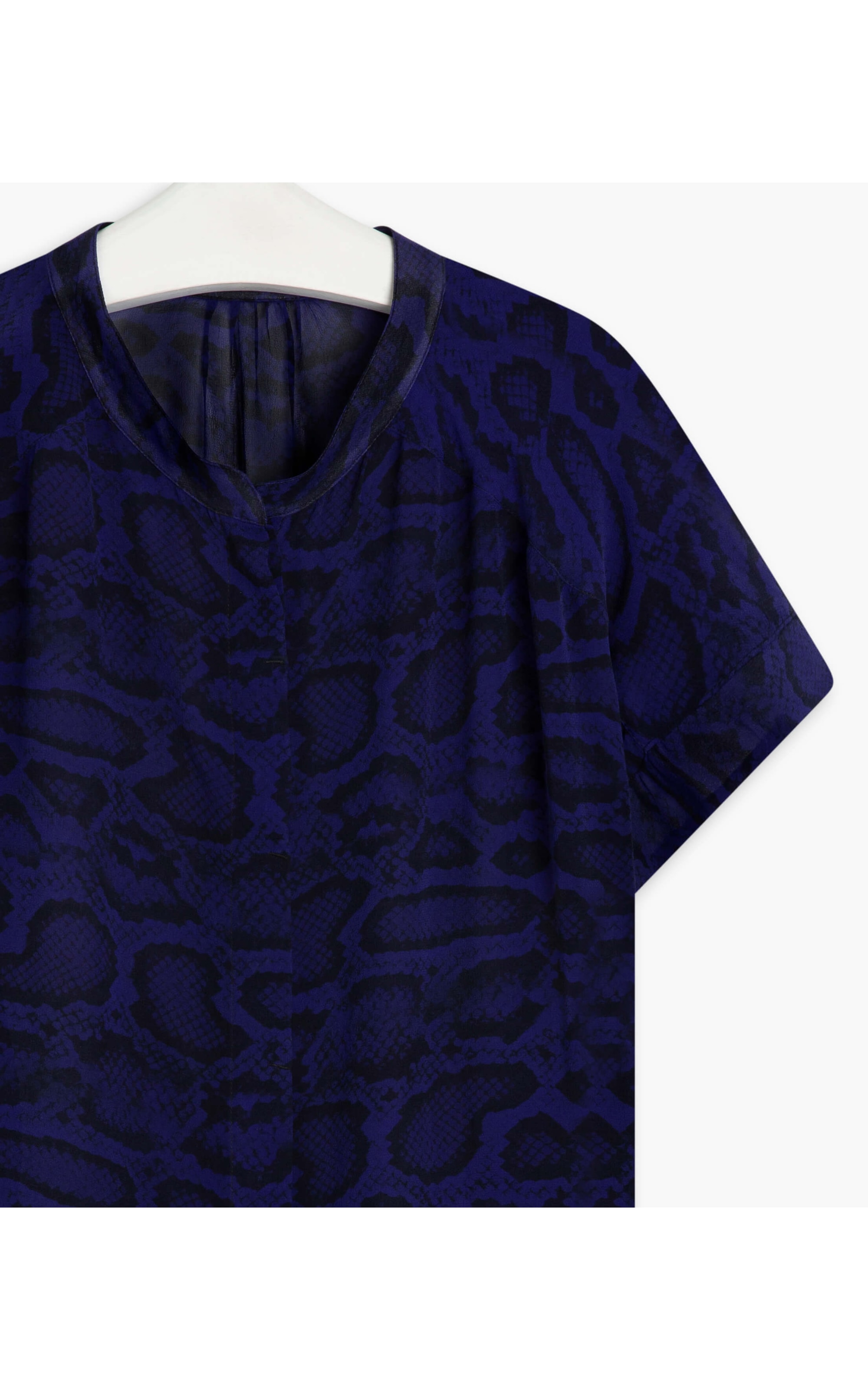 Blusa Liana Visc Est Croco Elétrico Azul Bic
