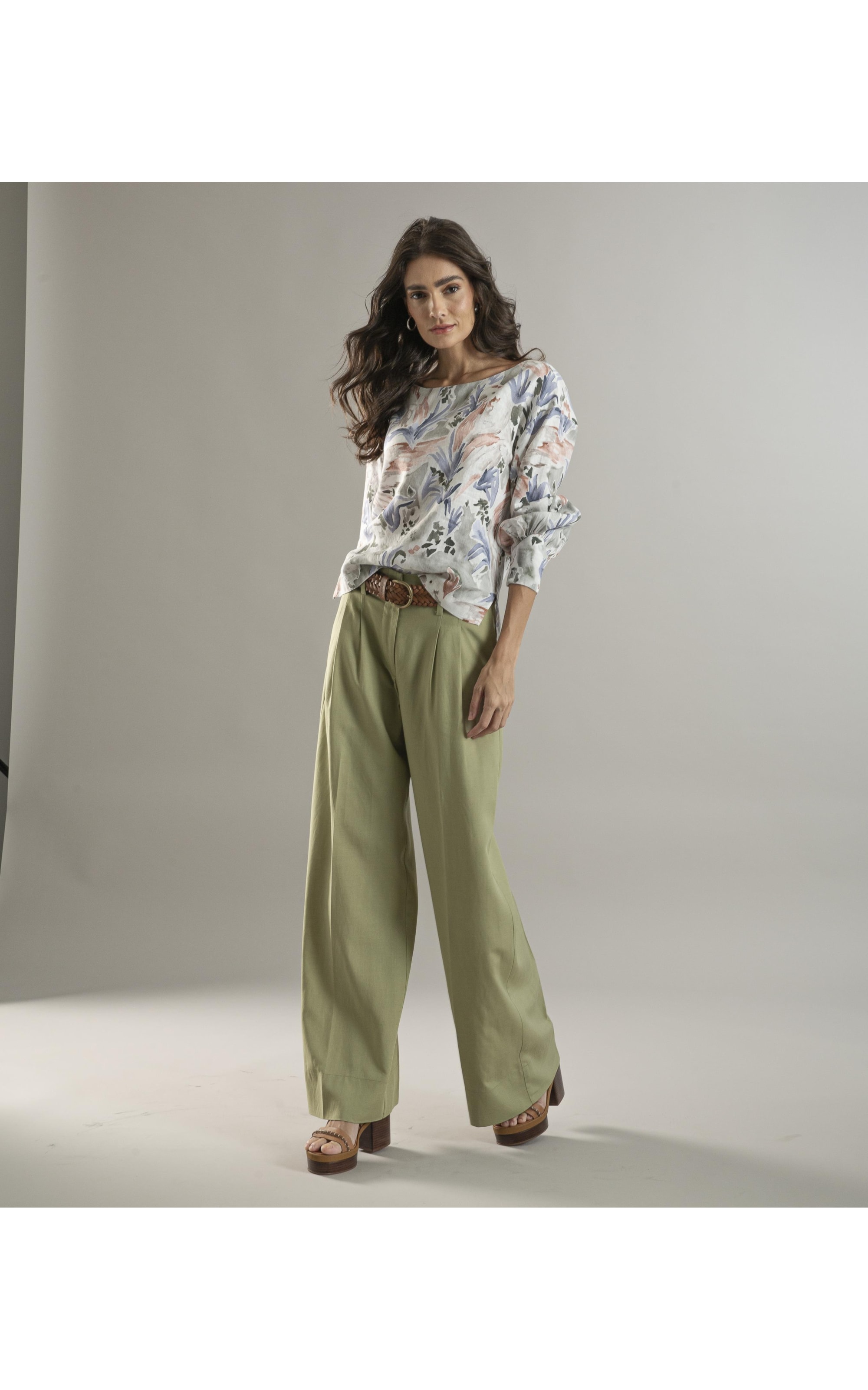 Blusa Linho  Gianna Araras Verde Army