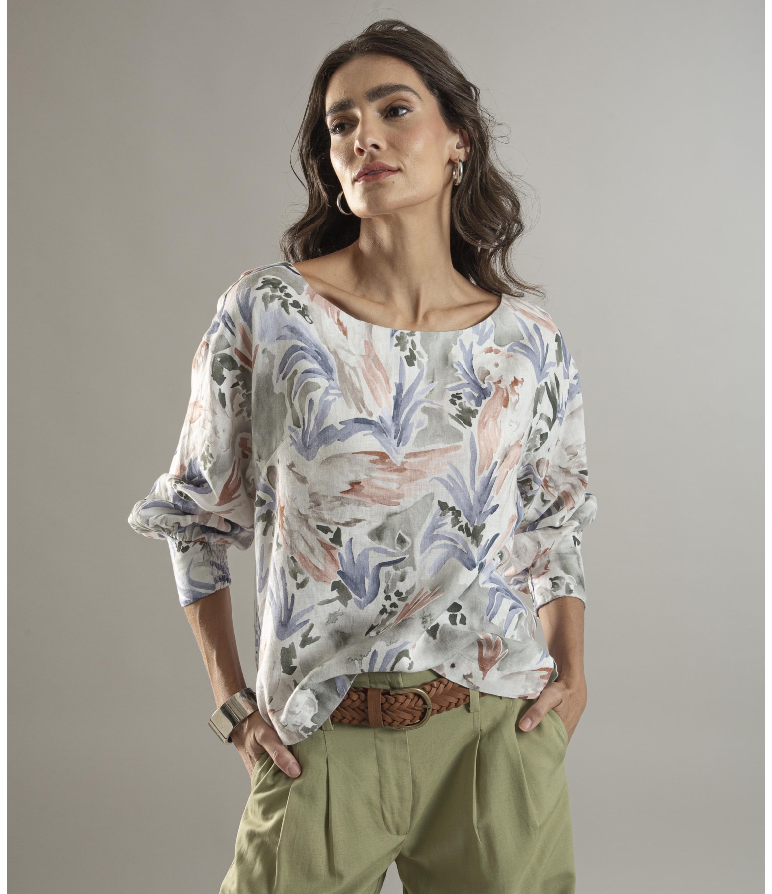 Blusa Linho  Gianna Araras Verde Army