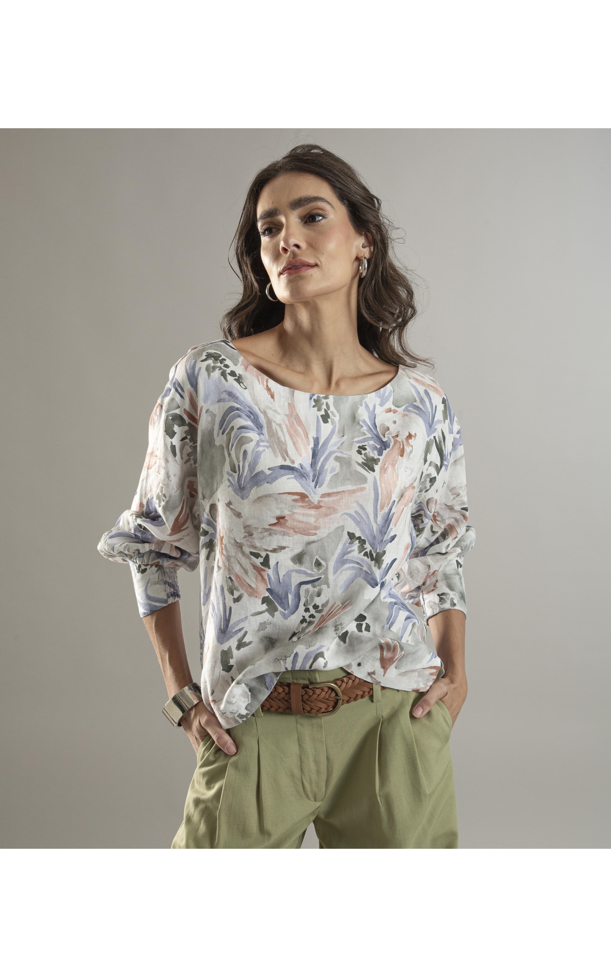 Blusa Linho  Gianna Araras Verde Army