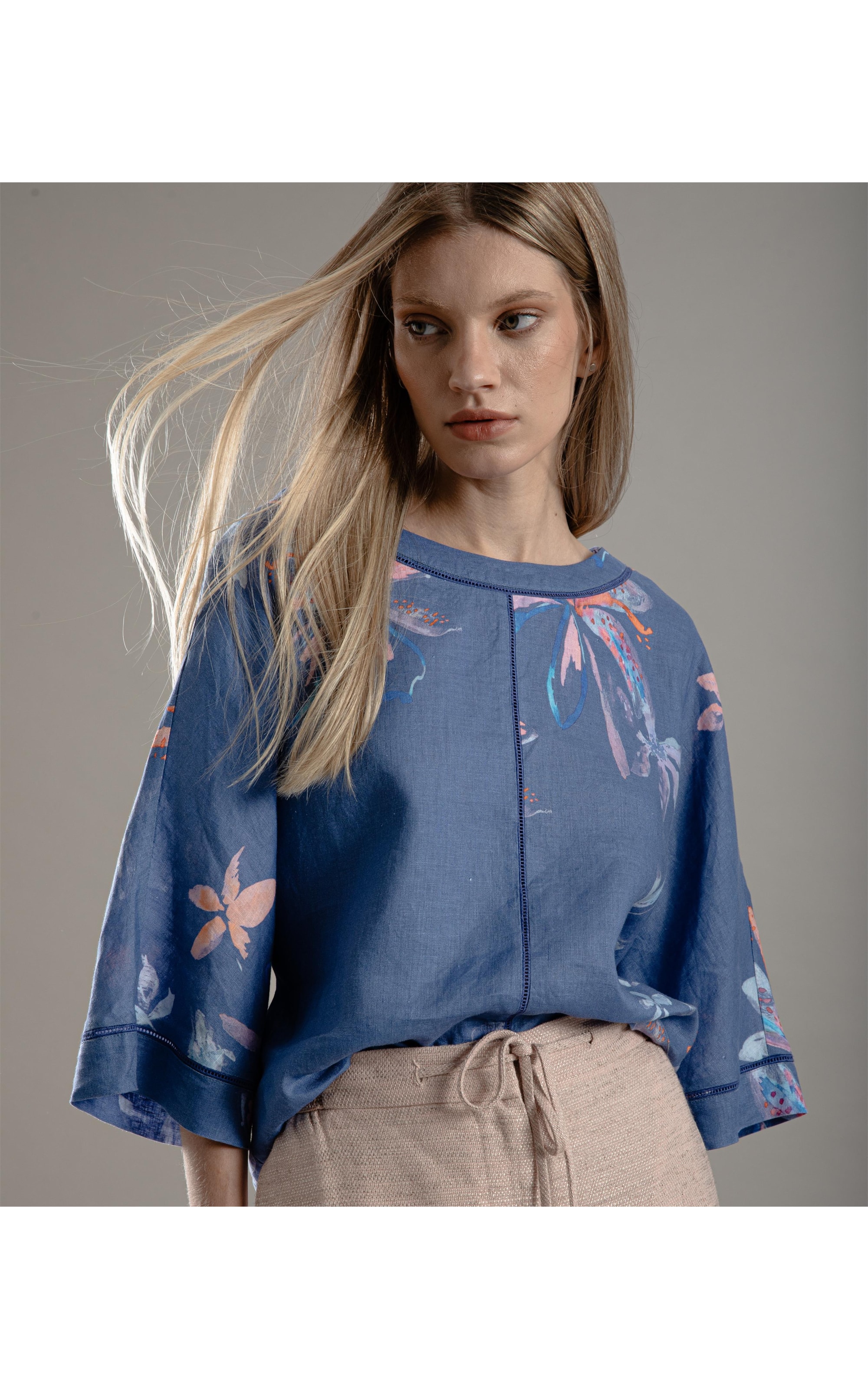 Blusa Linho  Sierra Soft Flower Azul Jeans
