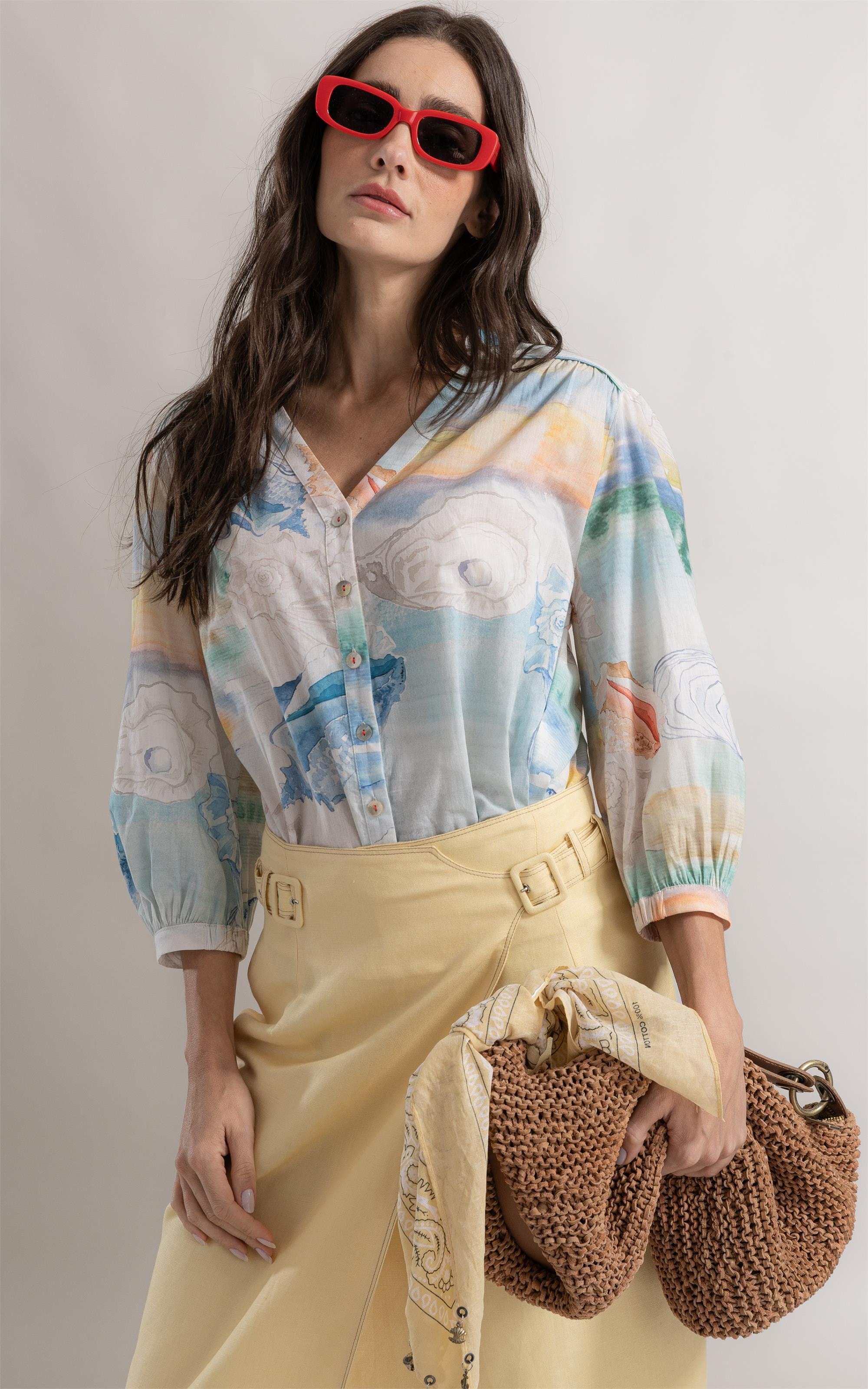 Blusa Milan Paisagem Conchas Azul Claro
