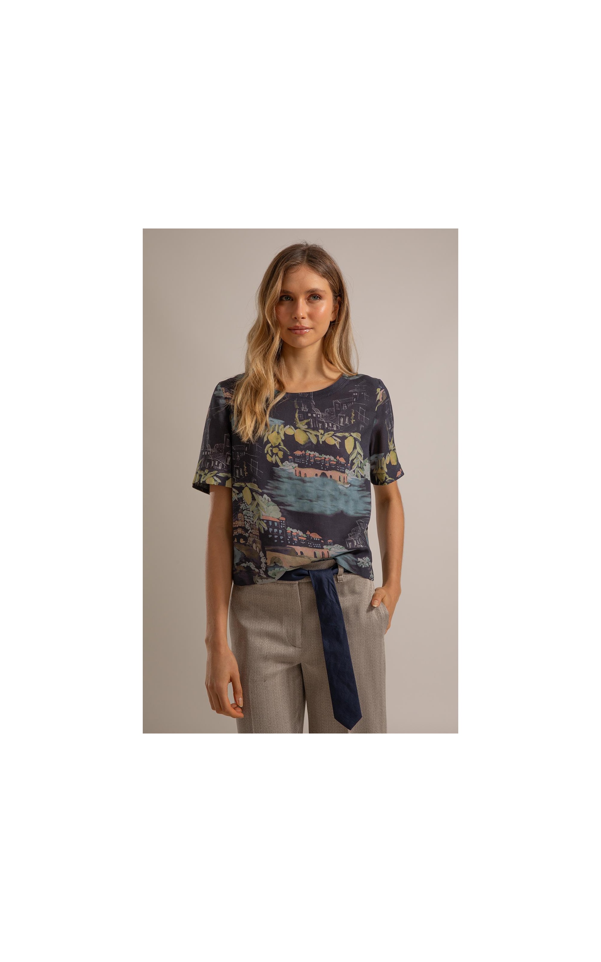 Blusa Noemi Paesaggio Linho Blend Dark Navy
