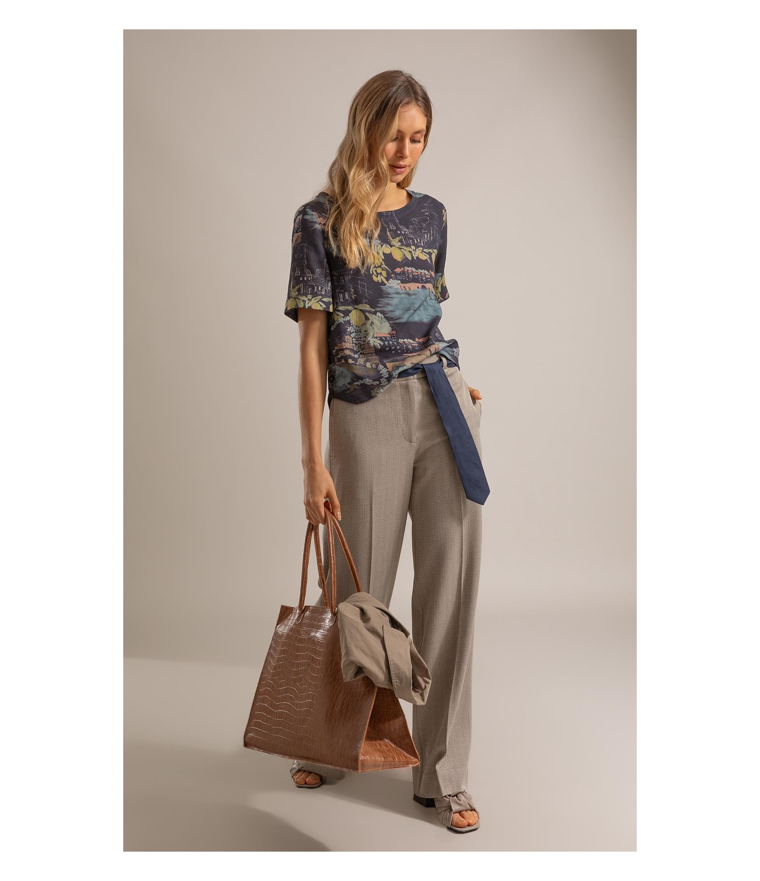 Blusa Noemi Paesaggio Linho Blend Dark Navy