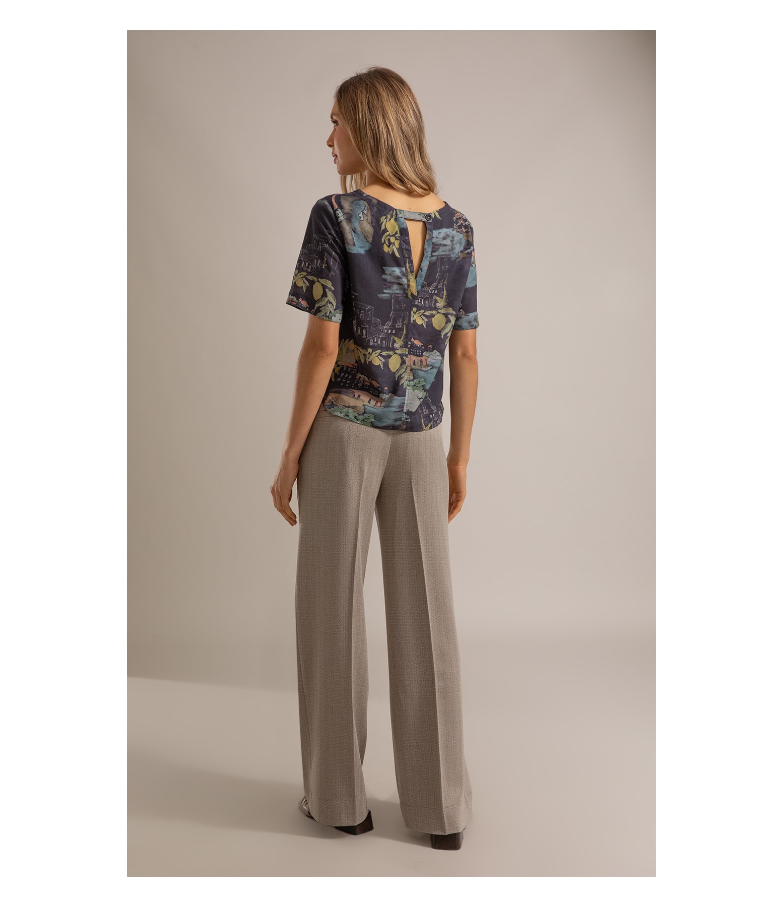 Blusa Noemi Paesaggio Linho Blend Dark Navy