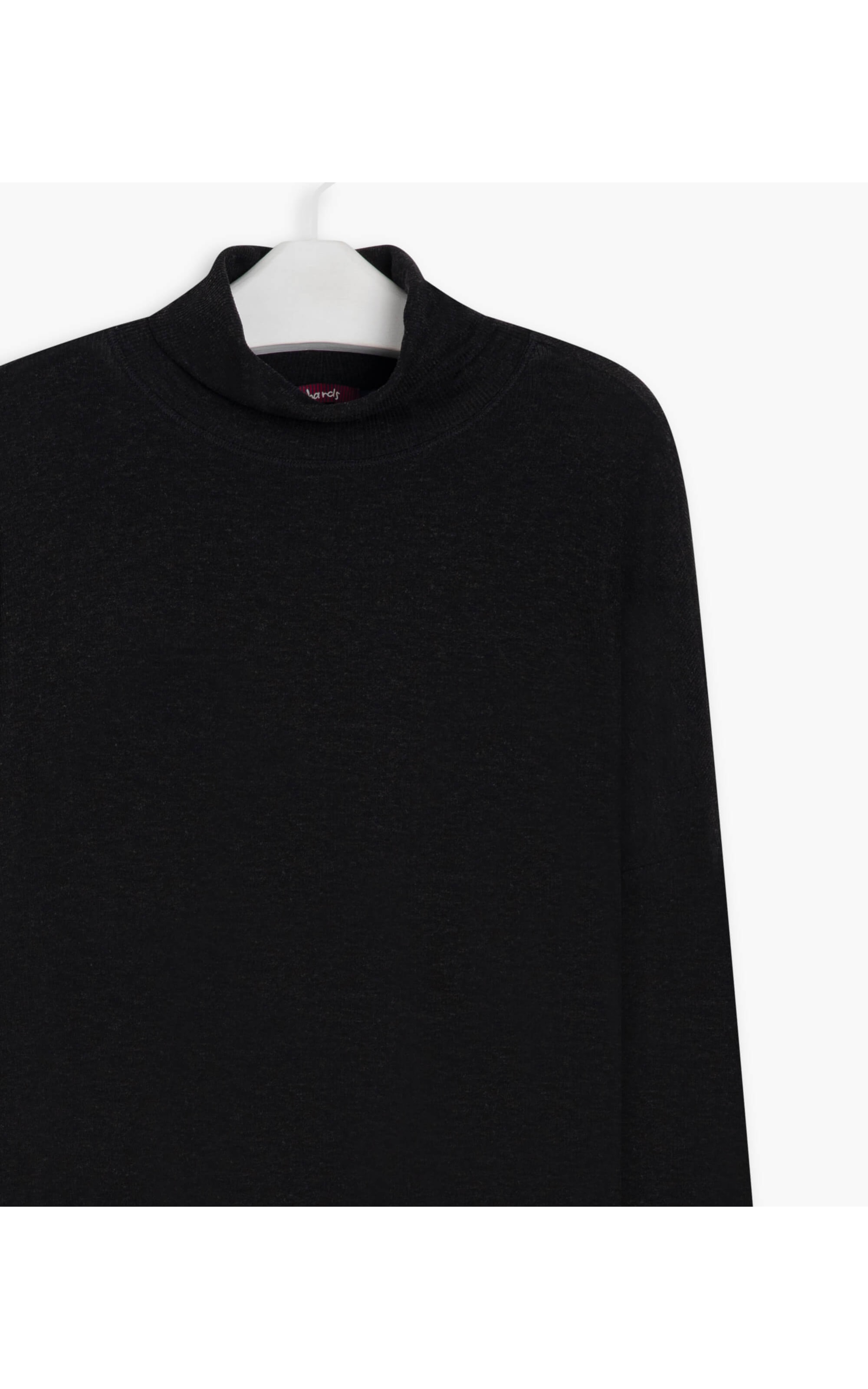 Blusa Takumi Canelada Preto