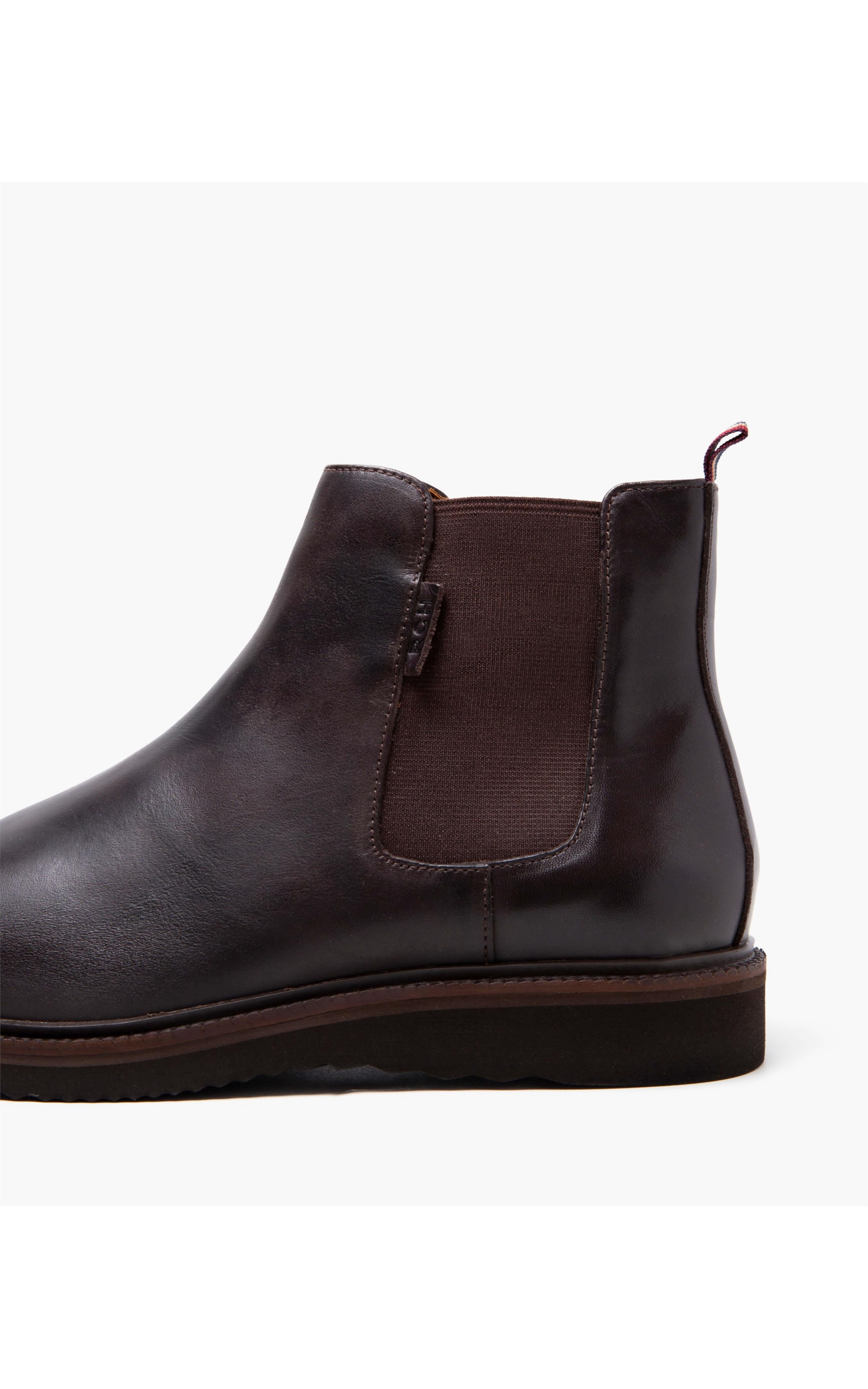 Bota Chelsea Cafe