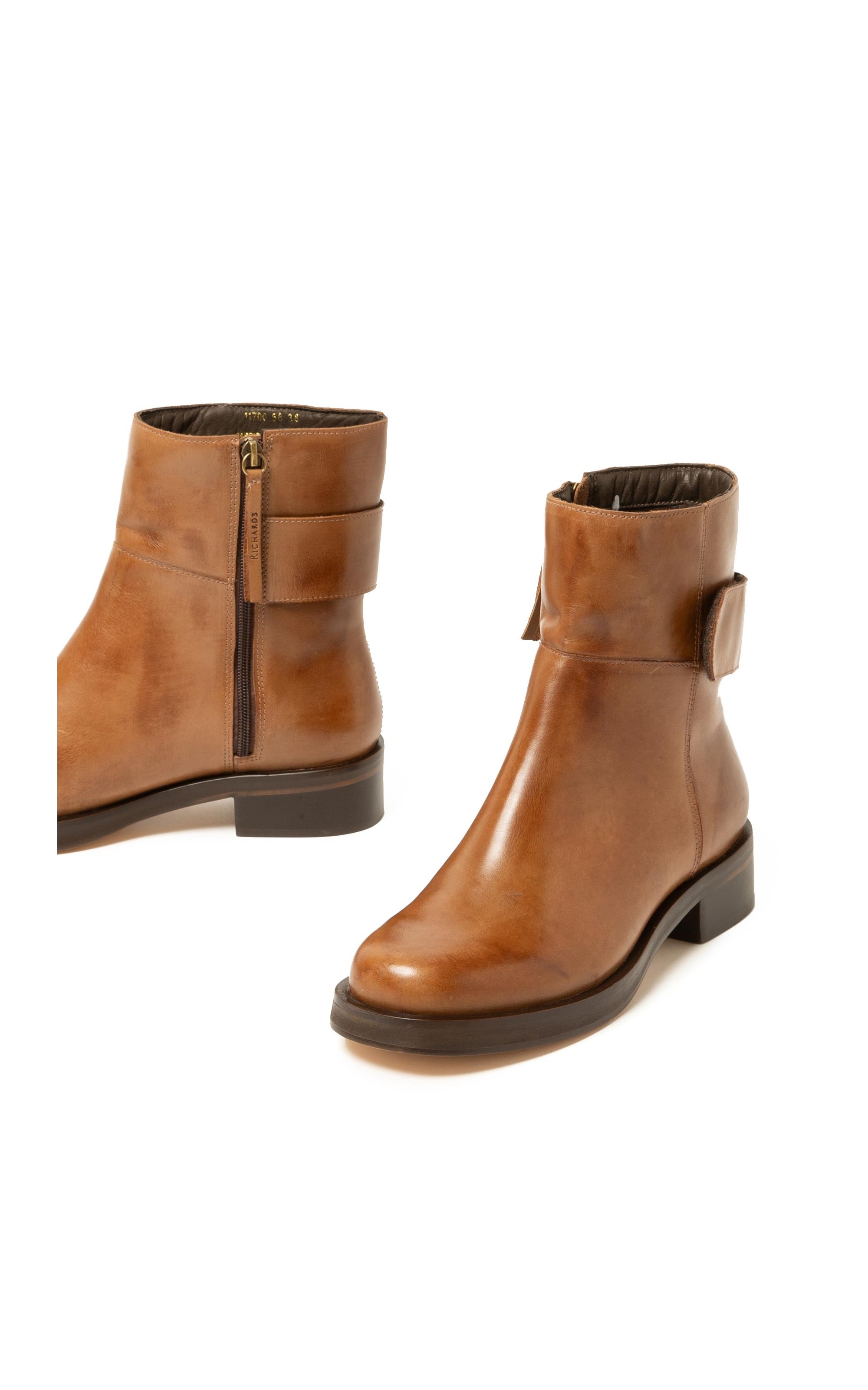 Bota Dora Rch Cafe