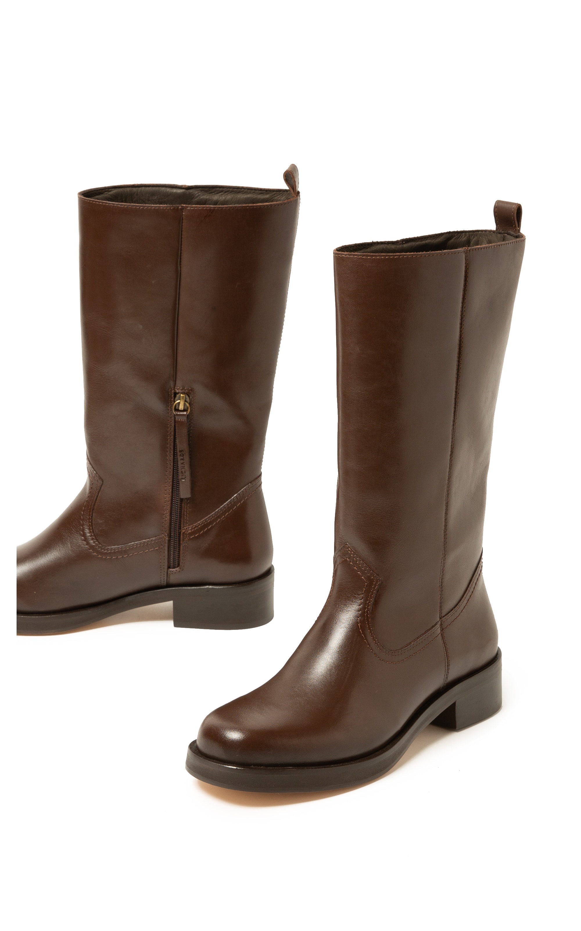 Bota Edda Rch Cafe