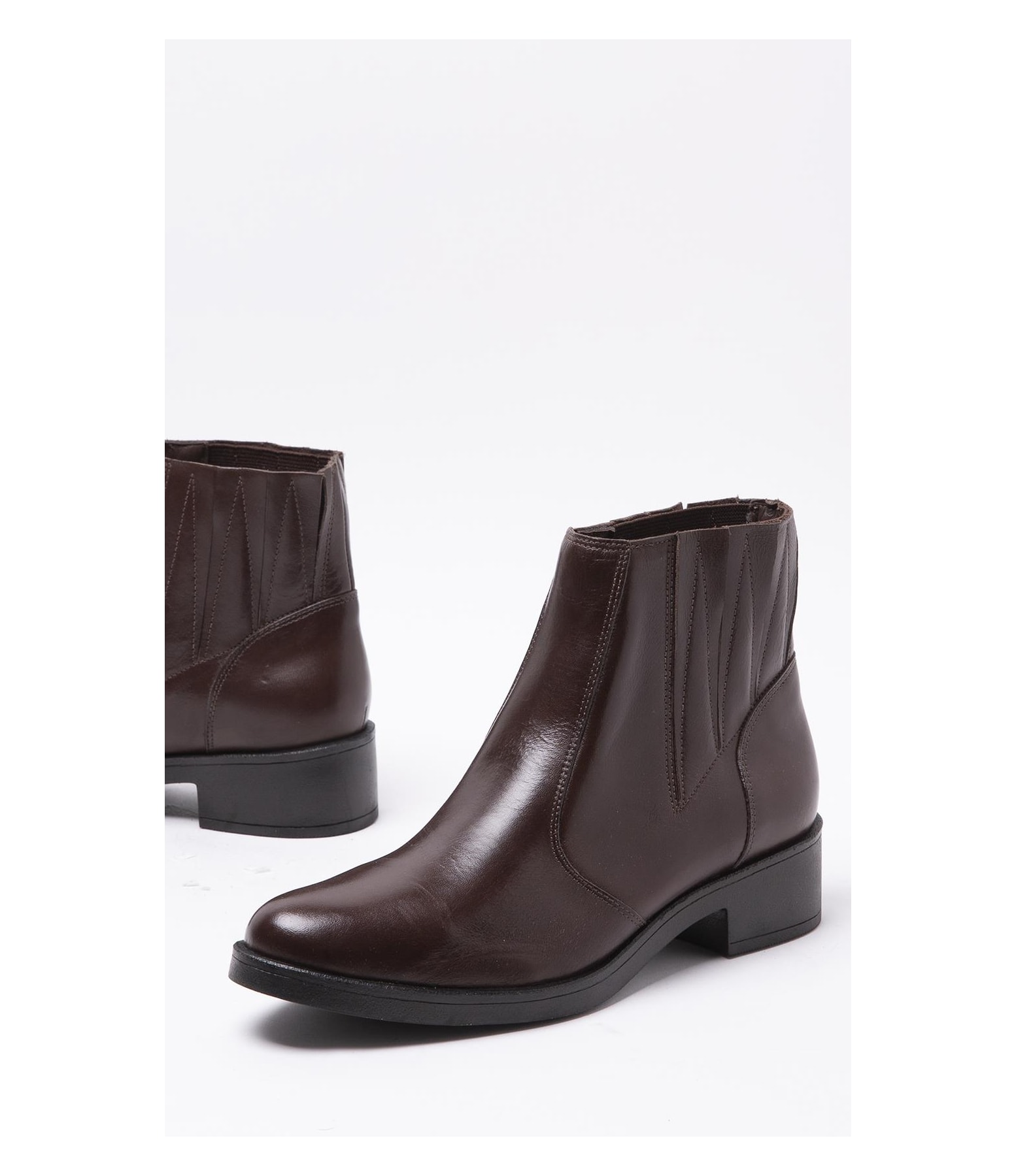 Bota Frontier Flex Richards Cafe