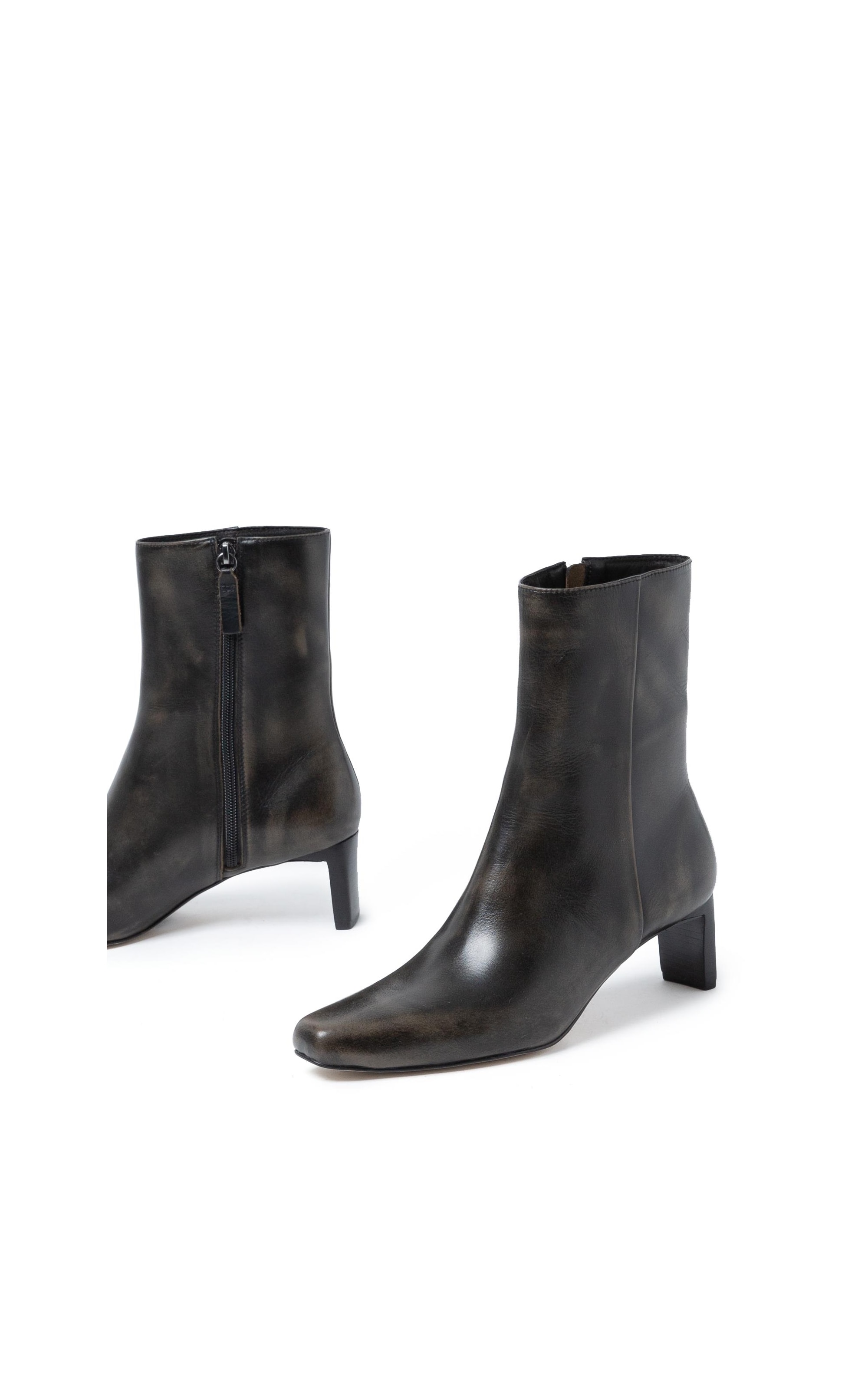 Bota Maeta  Rch Cafe