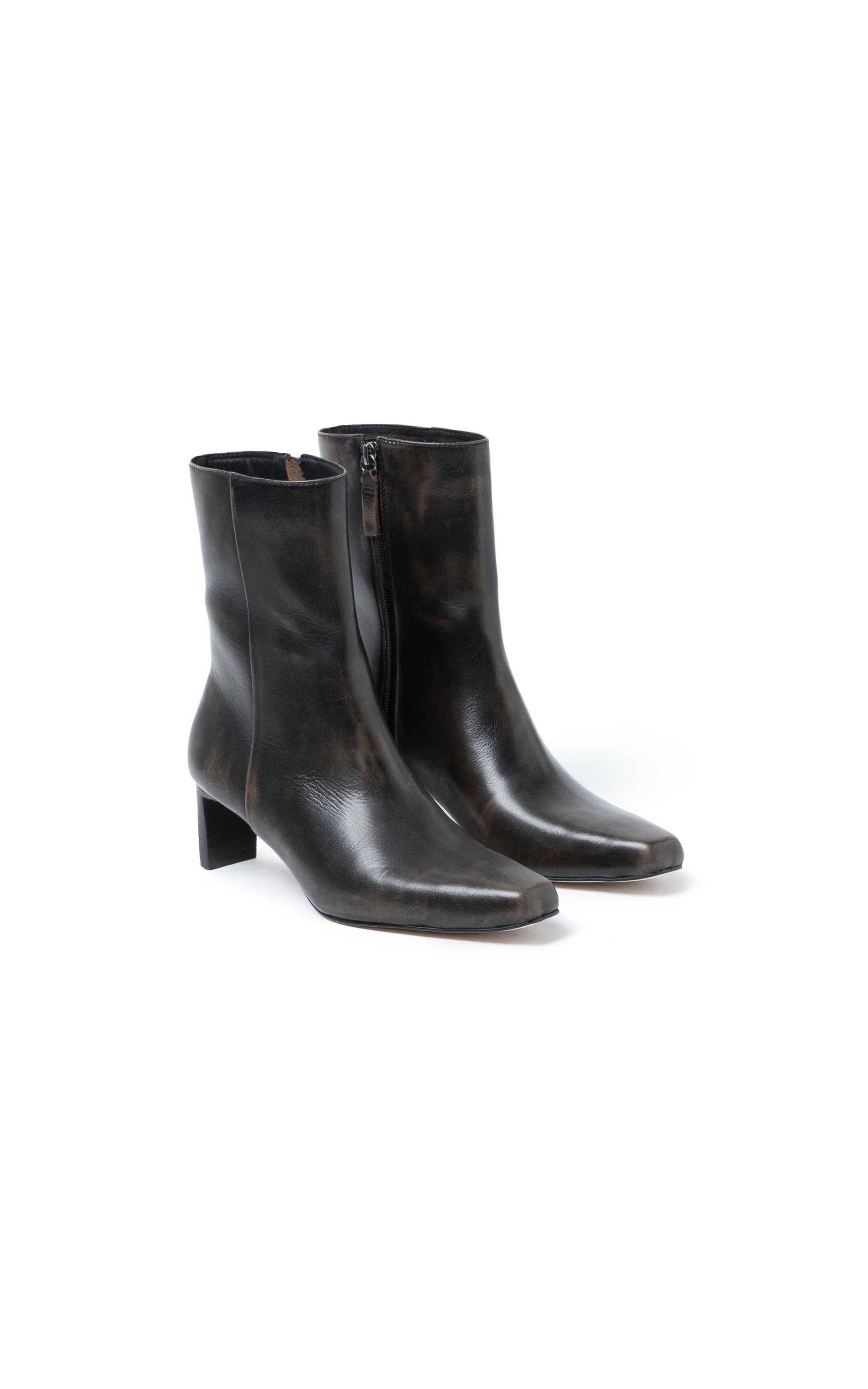 Bota Maeta  Rch Cafe