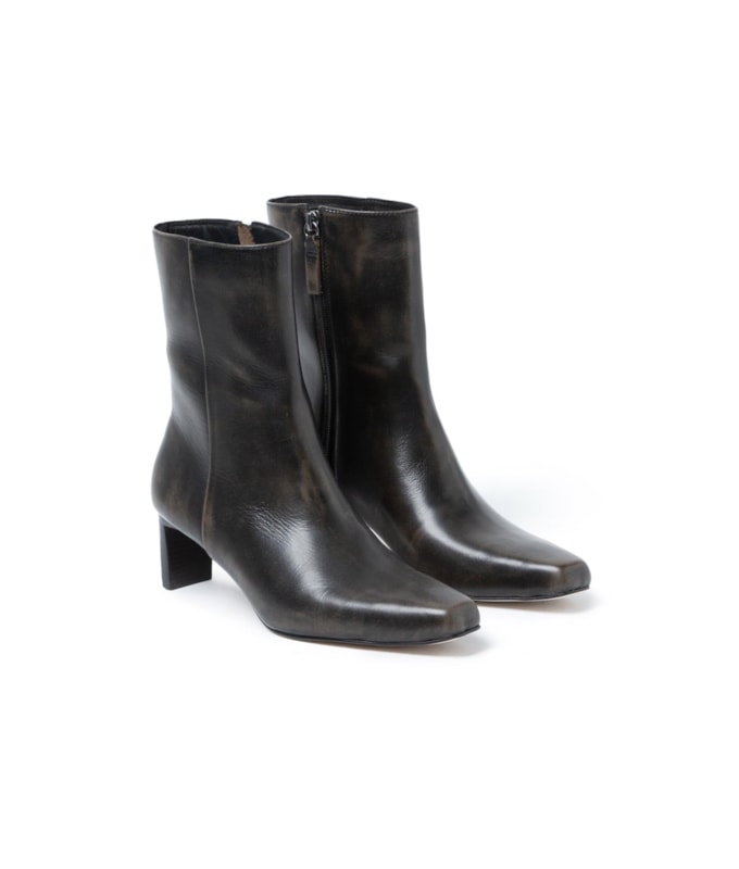 Bota Maeta  Rch Cafe