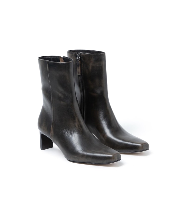 Bota Maeta  Rch Cafe