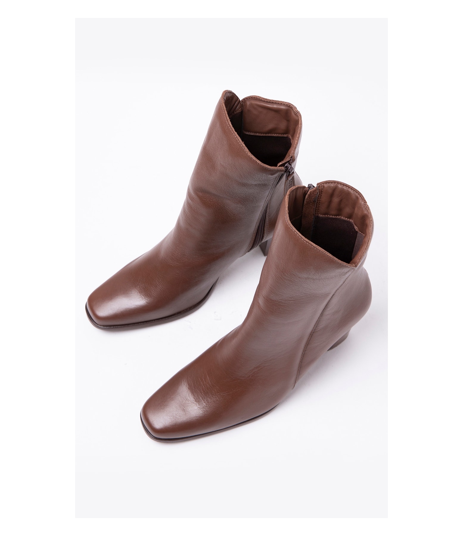 Bota Noir Rch Cafe