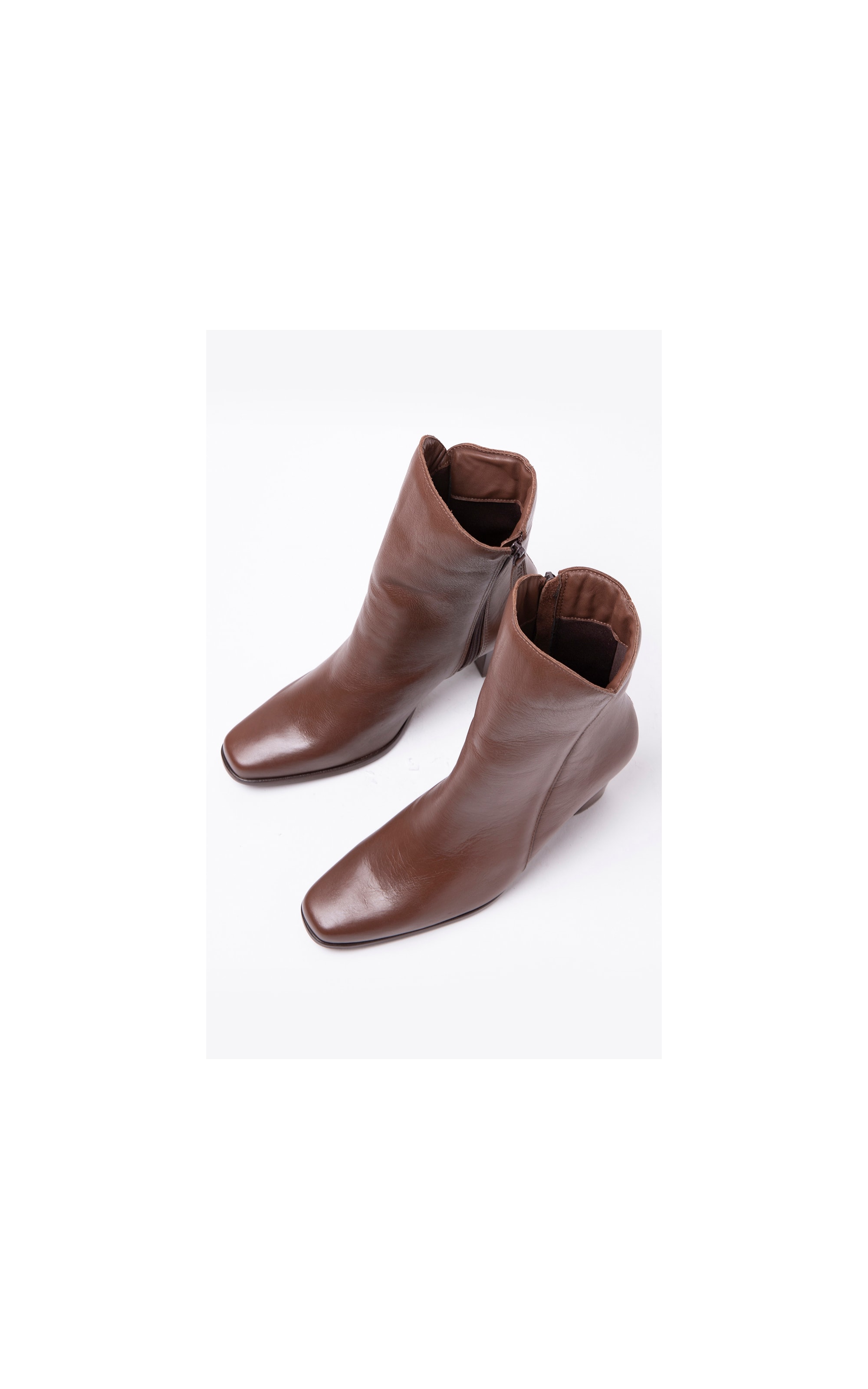 Bota Noir Rch Cafe