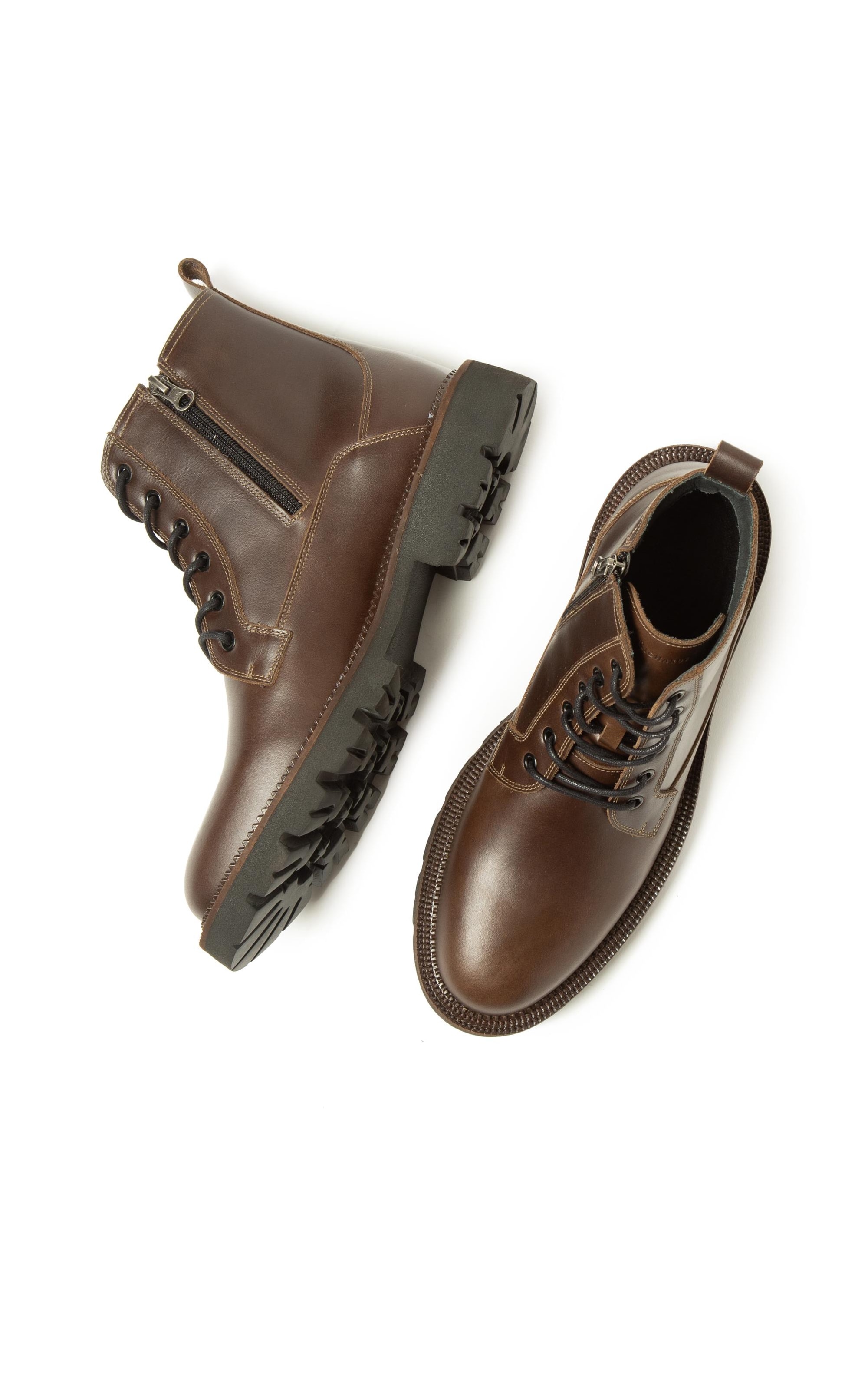 Bota Romano  Rch Cafe