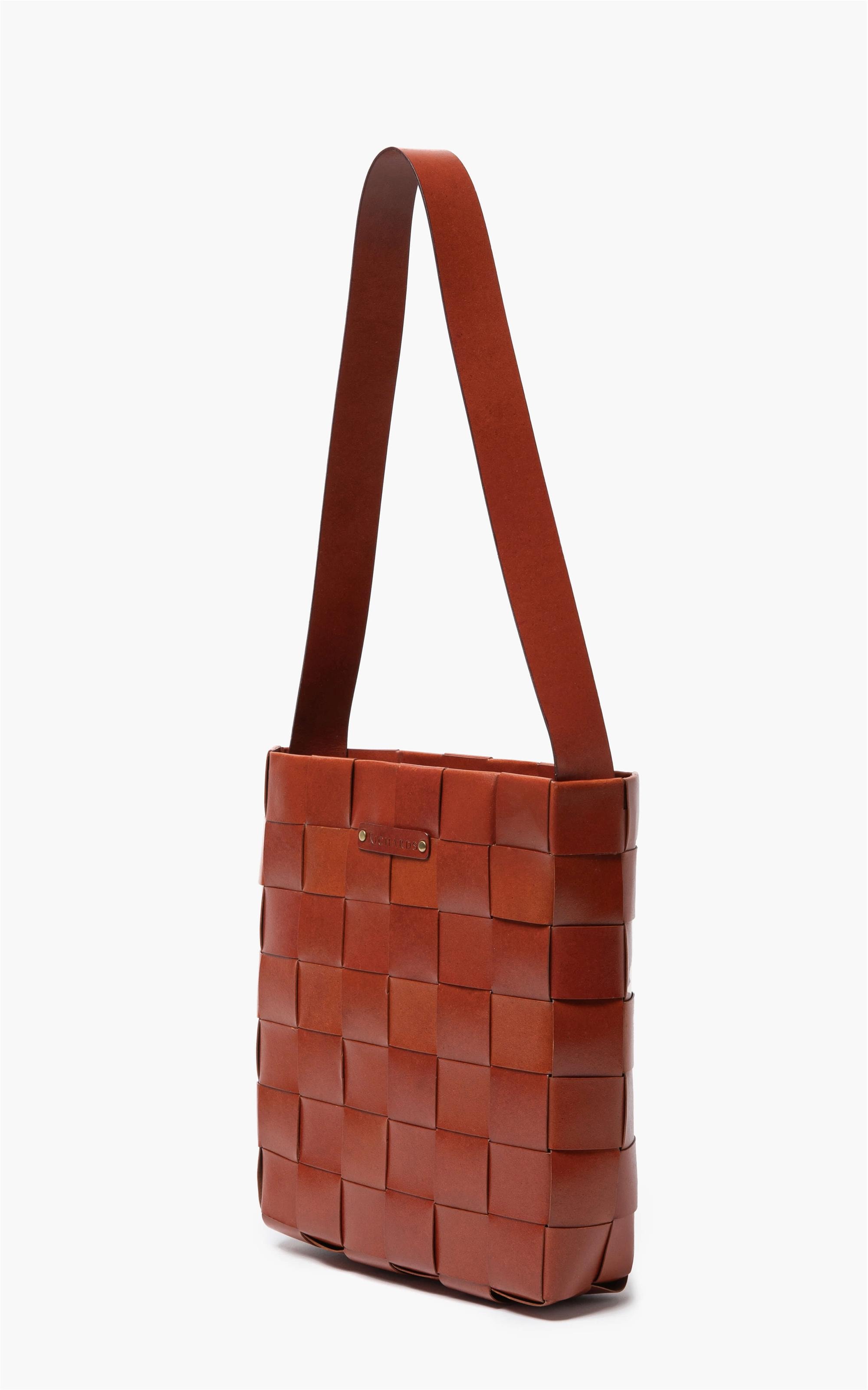 Bucket Braided Edge Caramelo