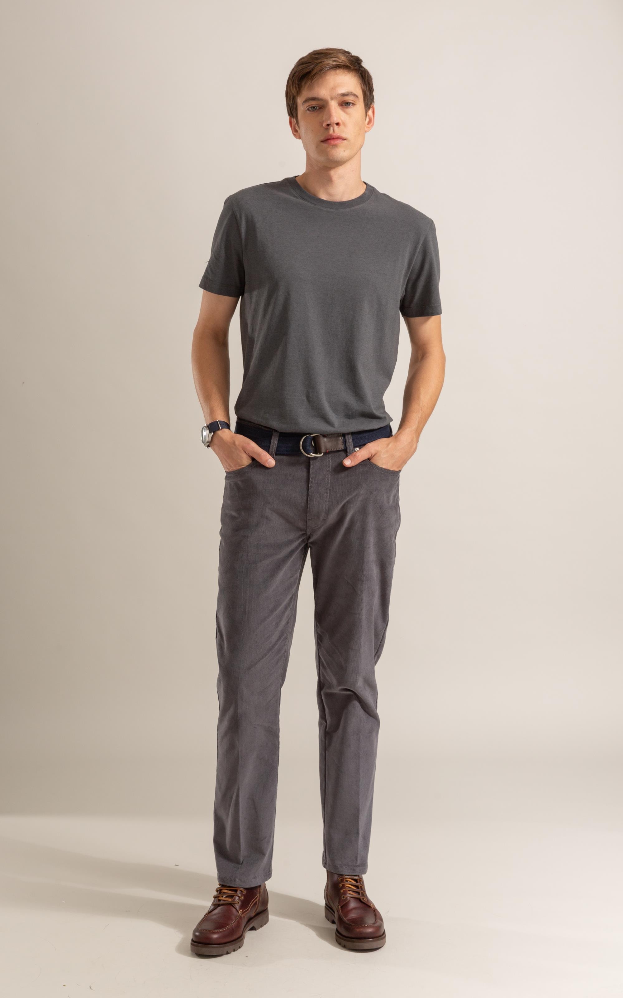 Calca 5 Pockets Veludo Grafite