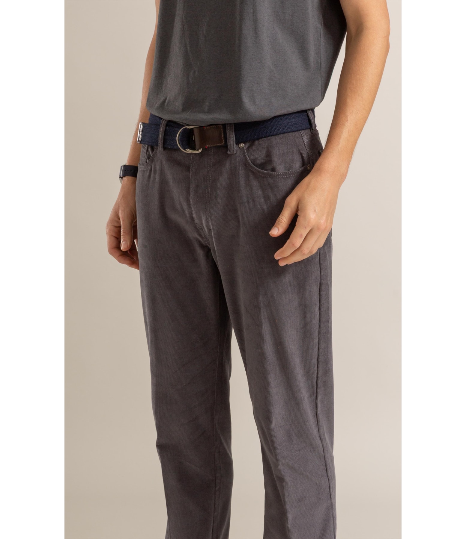 Calca 5 Pockets Veludo Grafite