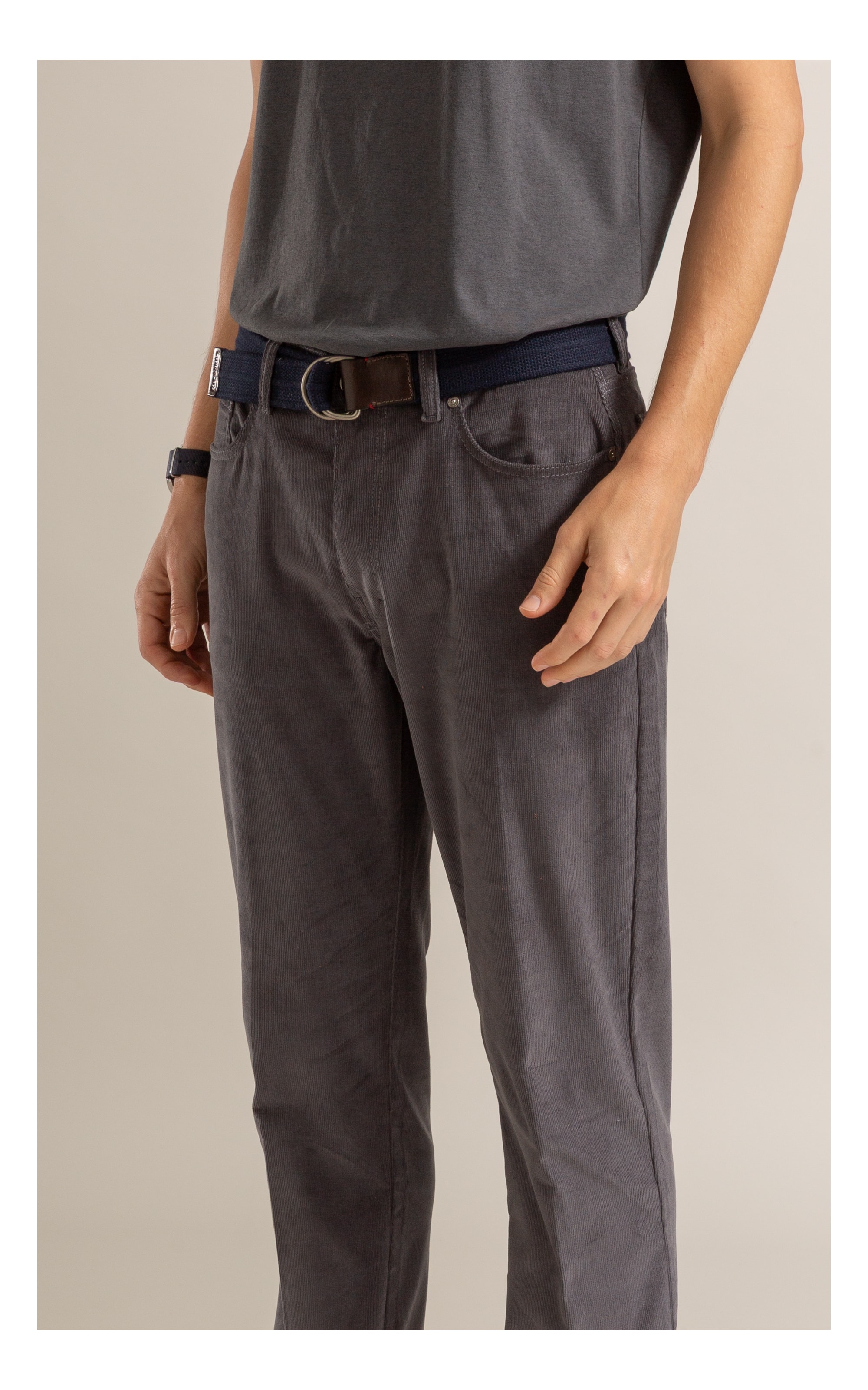 Calca 5 Pockets Veludo Grafite