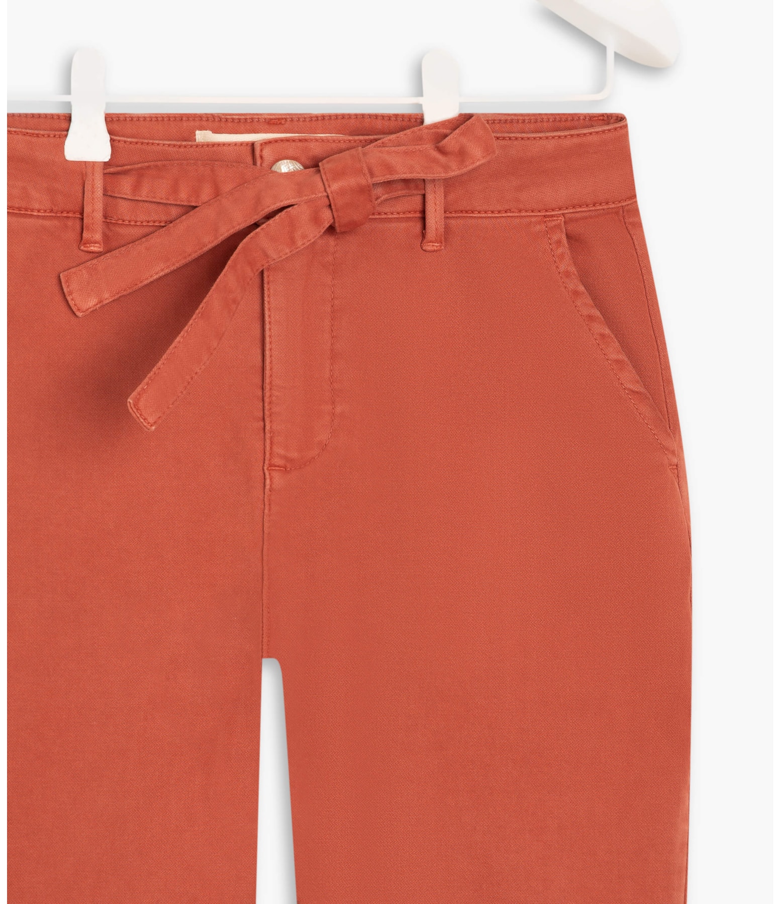 Calça Chino Carrot Jogging Goiaba